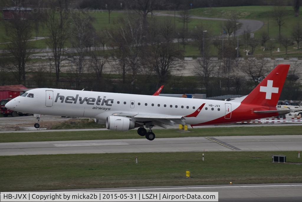 HB-JVX, 2013 Embraer 190STD (ERJ-190-100STD) C/N 19000603, Landing