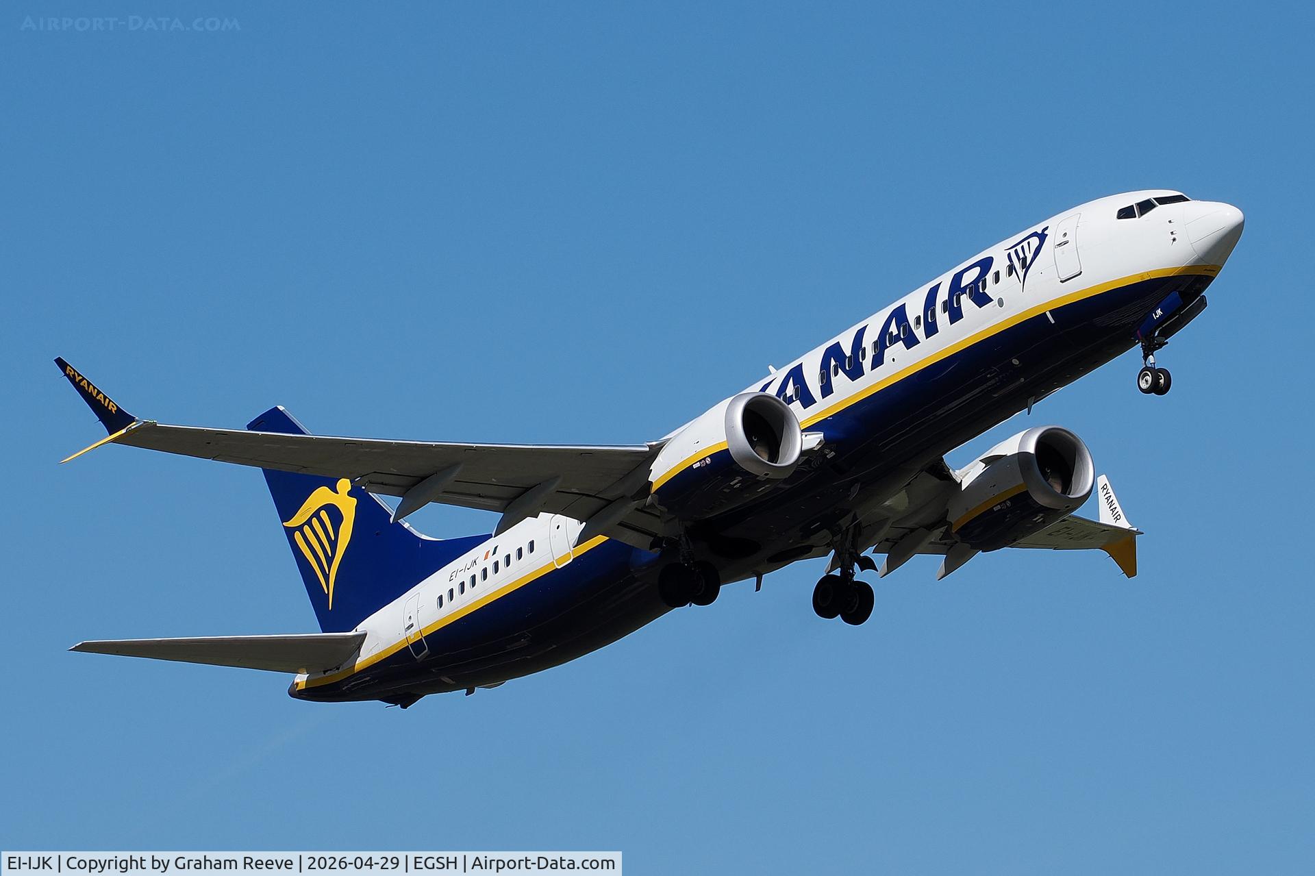 EI-IJK, 2023 Boeing 737-8 MAX 200 C/N 67111, Departing from Norwich for Faro.