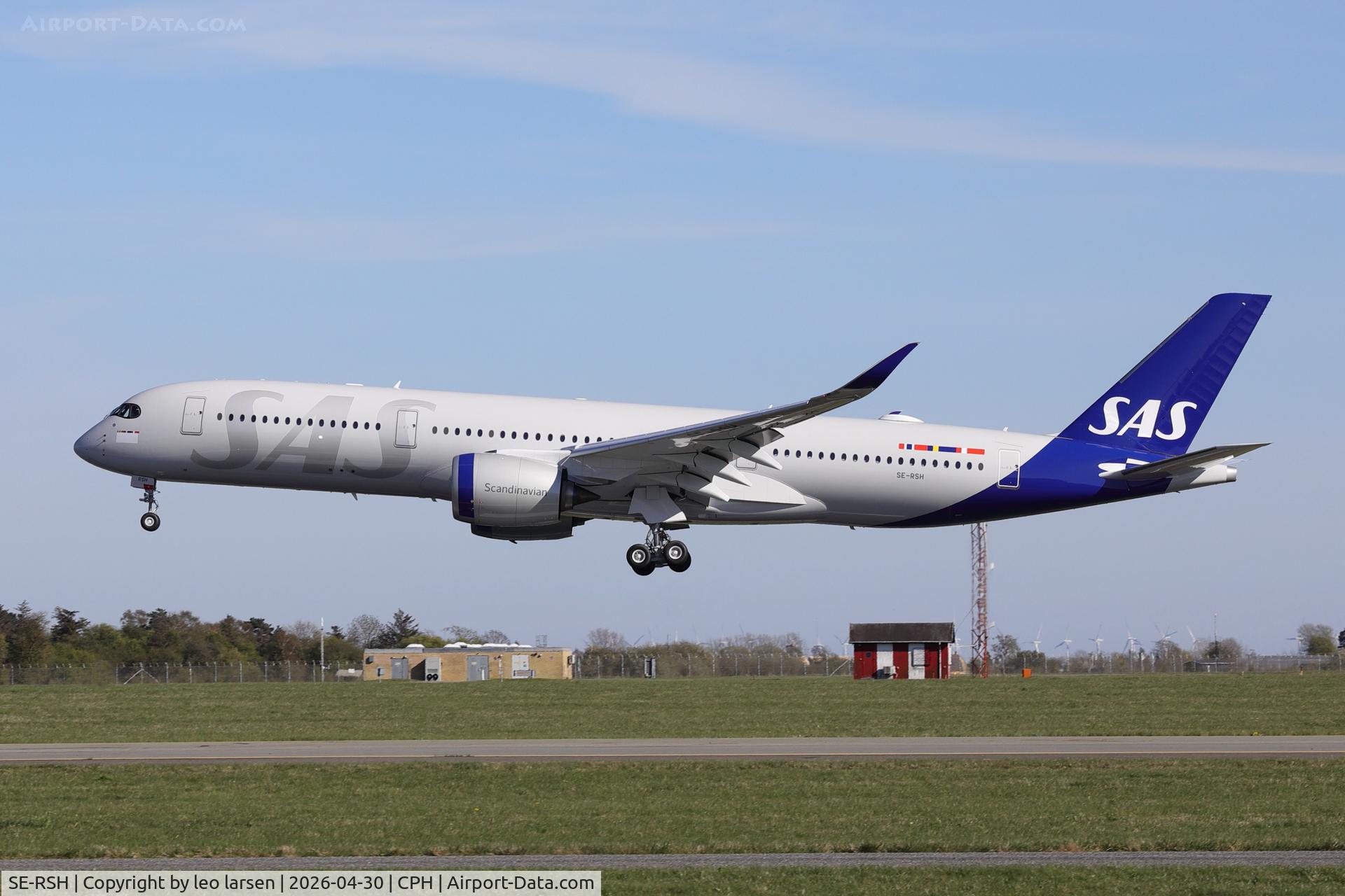 SE-RSH, 2026 Airbus A350-941 C/N 782, Copenhagen 30.4.2026 on delivery flight