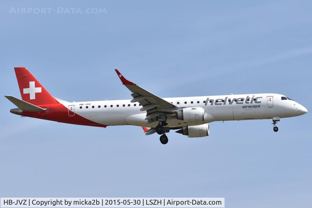 HB-JVZ, 2011 Airbus ERJ-190-200IGW C/N 19000498, Landing