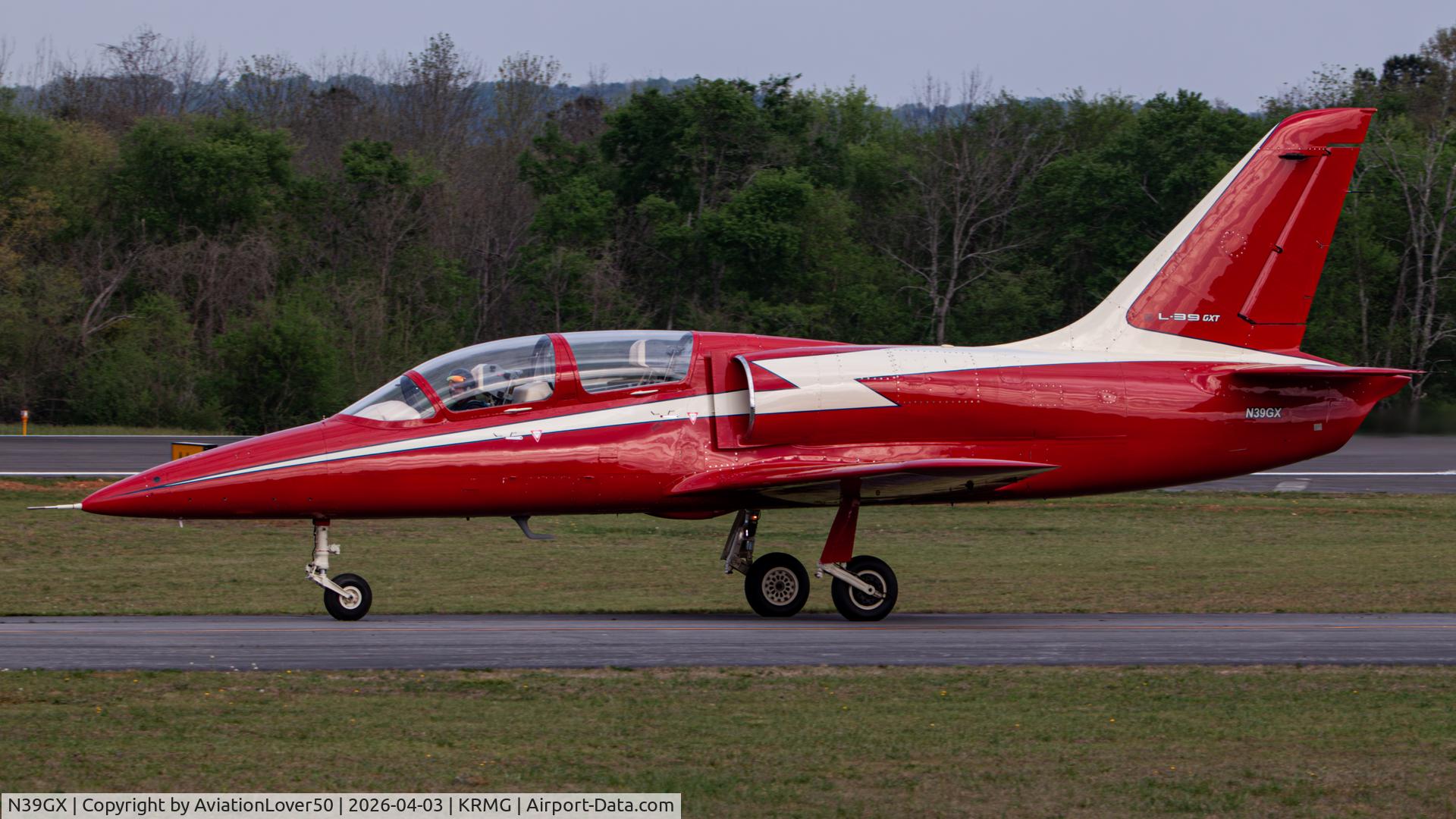 N39GX, 1982 Aero L-39 Albatros Albatros C/N 232205, L-39GXT