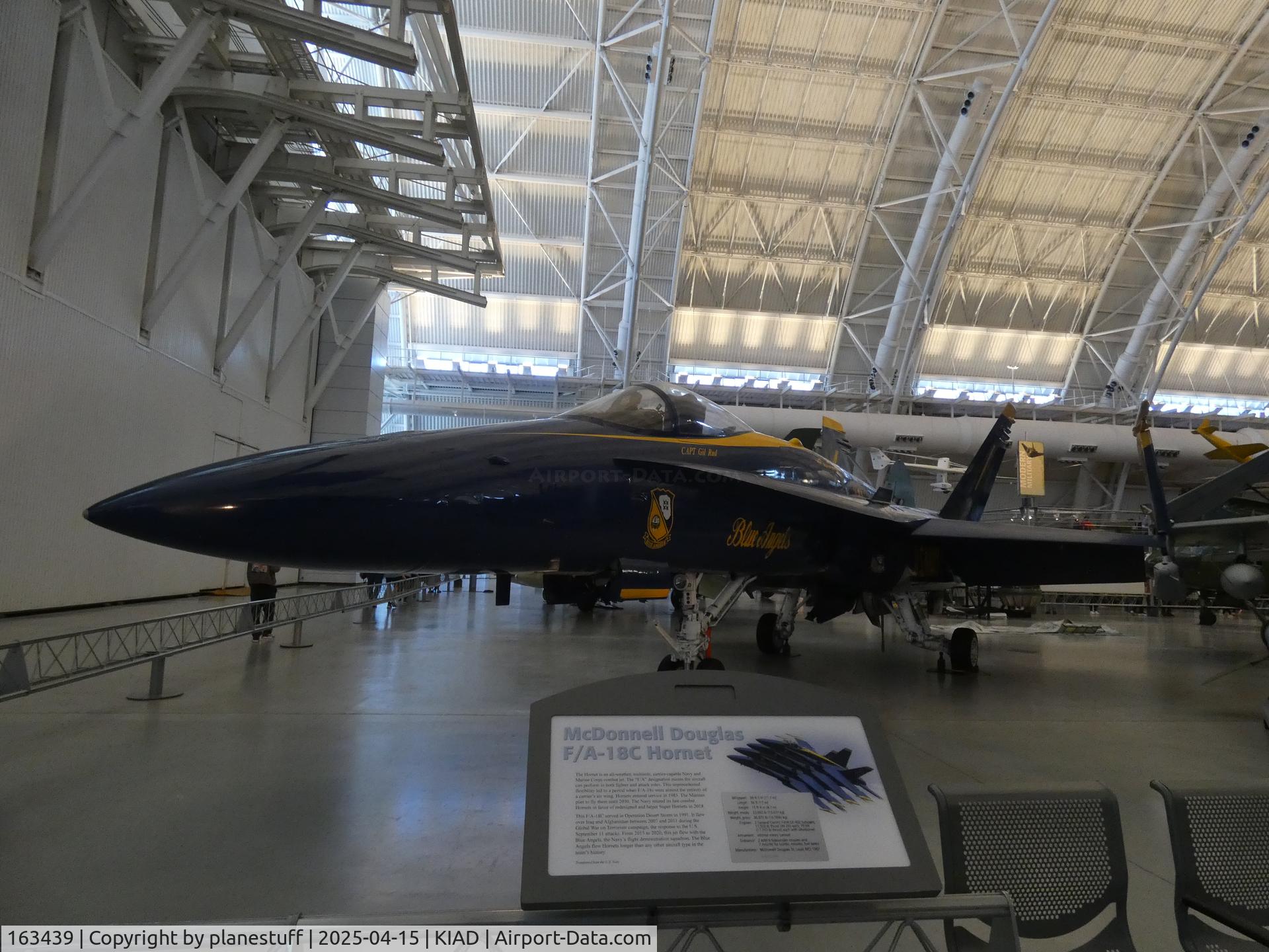 163439, 1987 McDonnell Douglas F/A-18C Hornet C/N 0639/C011, Udvar-Hazy Center