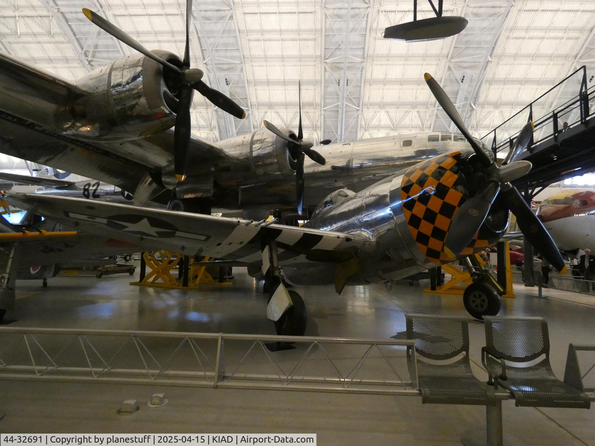 44-32691, 1944 Republic P-47D-30-RA Thunderbolt C/N Not found 44-32691, Udvar-Hazy Center