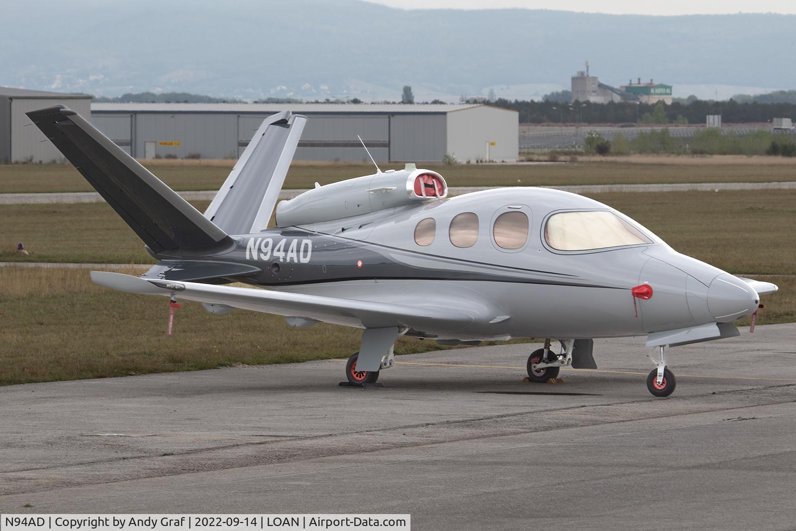N94AD, Cirrus Design Corp SF50 C/N 0037, Untitled Cirrus SF50