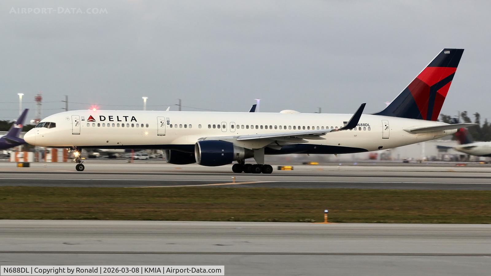 N688DL, 1998 Boeing 757-232 C/N 27587, at mia