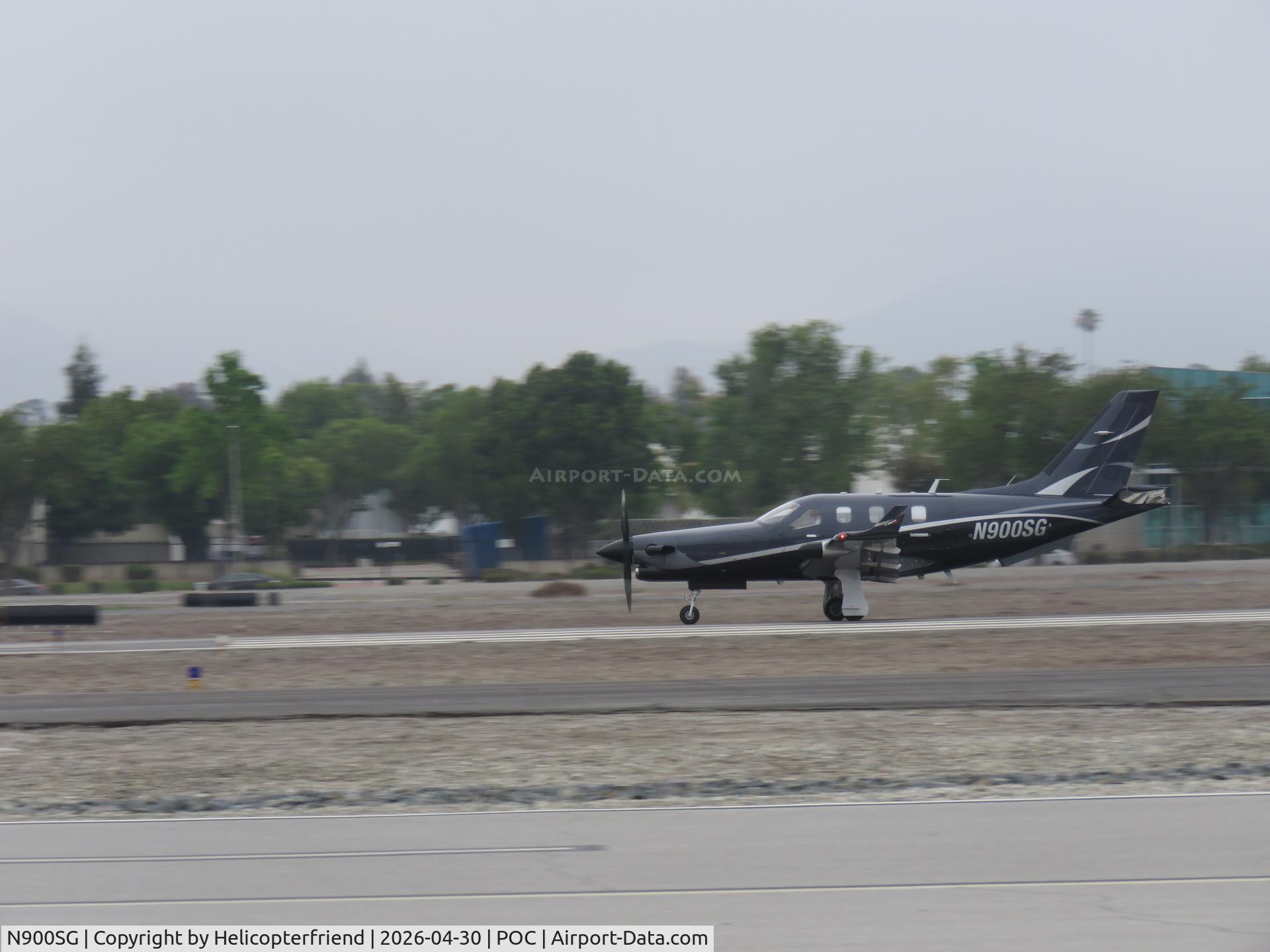 N900SG, 2014 Socata TBM 700 (950) C/N 1014, Take off roll on 36L