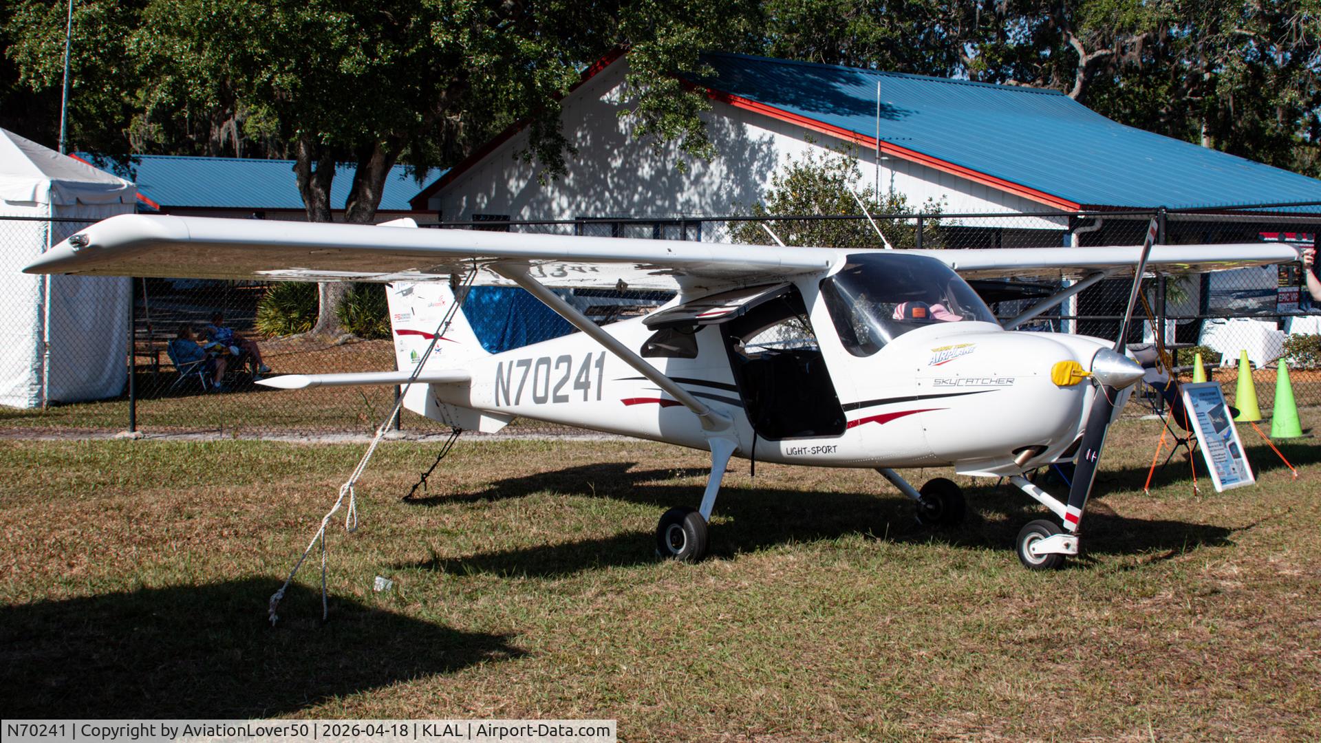 N70241, 2011 Cessna 162 Skycatcher C/N 16200067, 162 Skycatcher