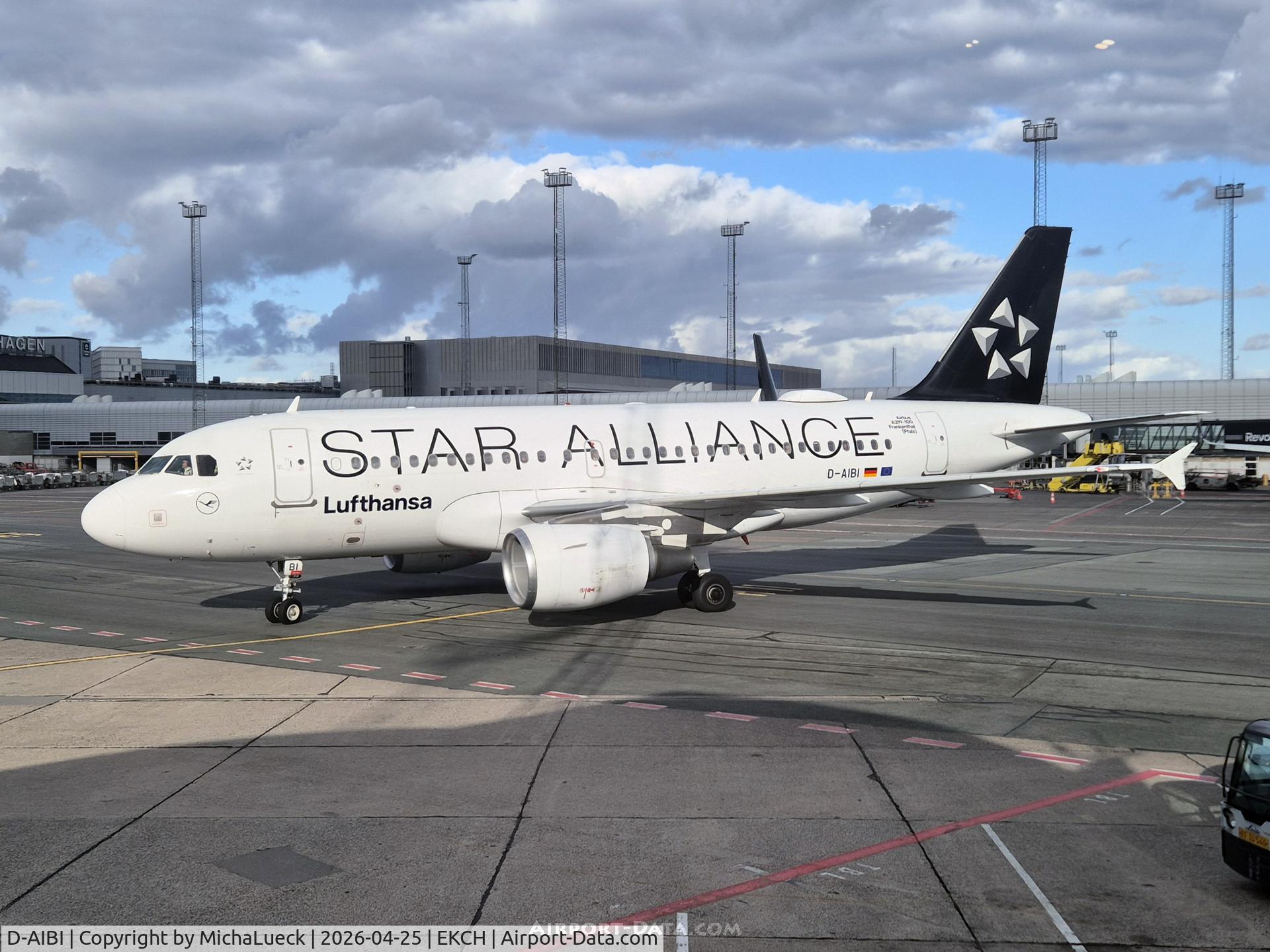 D-AIBI, 2012 Airbus A319-112 C/N 5284, At Kastrup