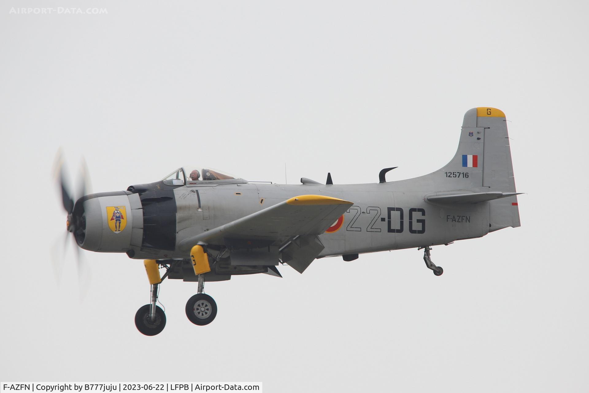 F-AZFN, Douglas AD-4N Skyraider C/N 7609, at SIAE 2023