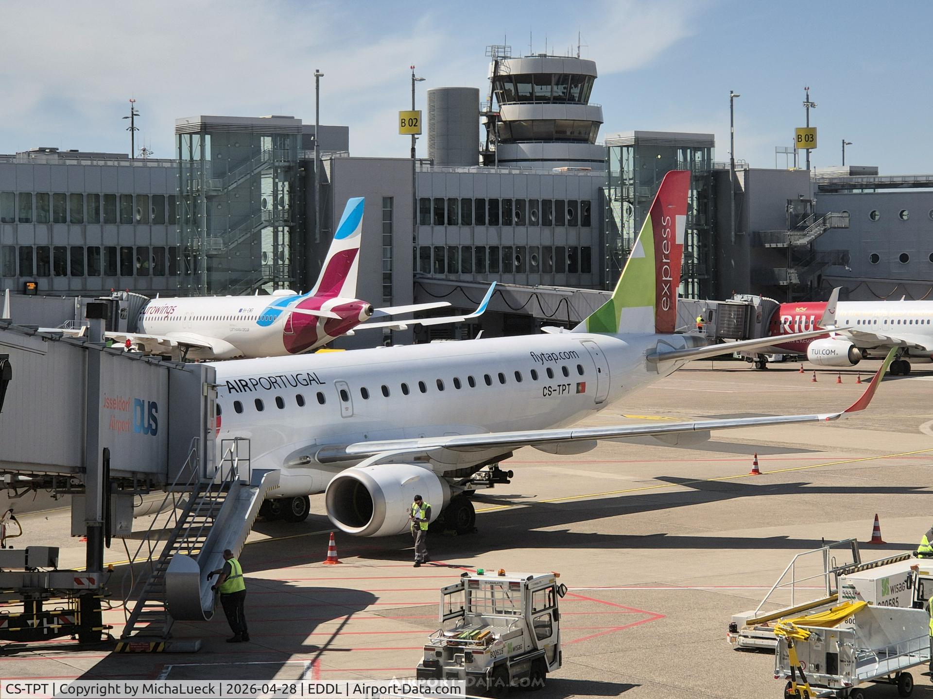 CS-TPT, 2011 Embraer 190LR (ERJ-190-100LR) C/N 19000495, At Lohausen