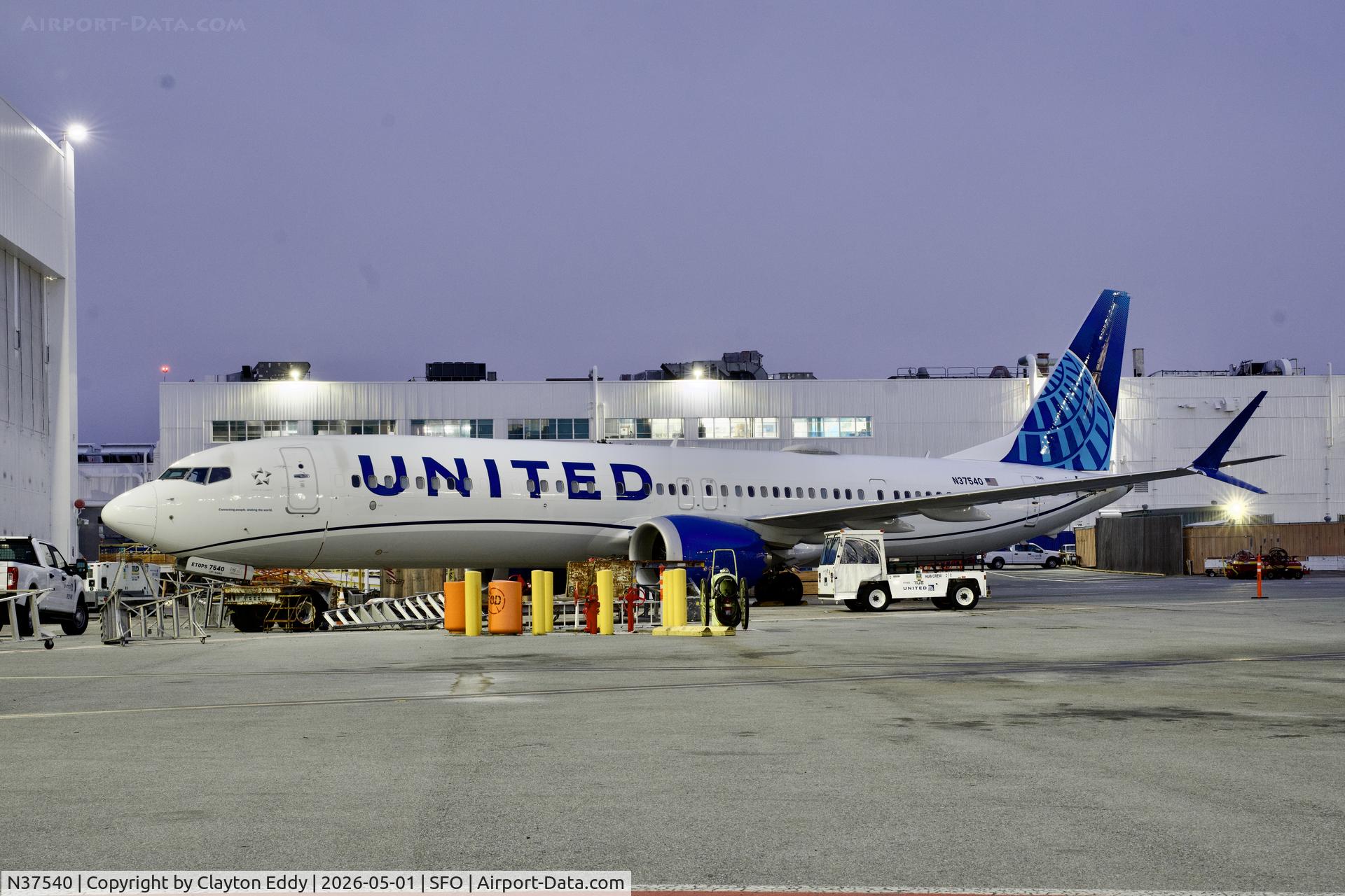 N37540, 2022 Boeing 737-9 MAX C/N 64471, SFO 2026