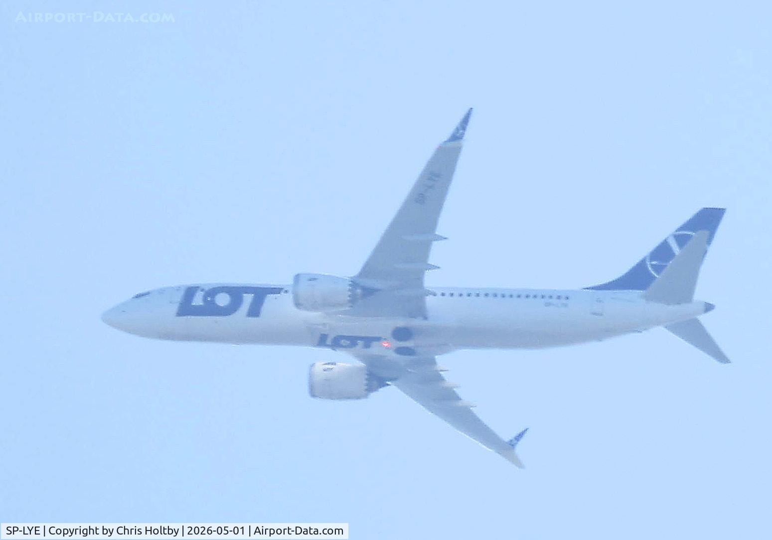 SP-LYE, 2025 Boeing 737-8MAX C/N 44330, Over Potters Bar, Herts.