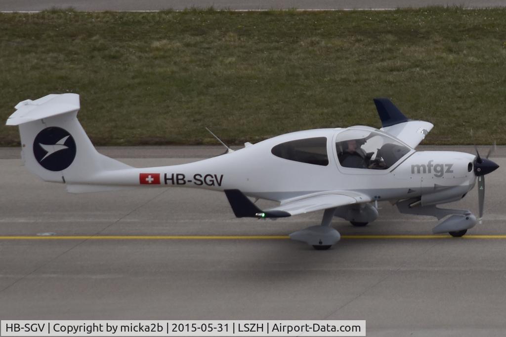 HB-SGV, 2016 Diamond DA-40NG Diamond Star C/N 40.NG305, Taxiing