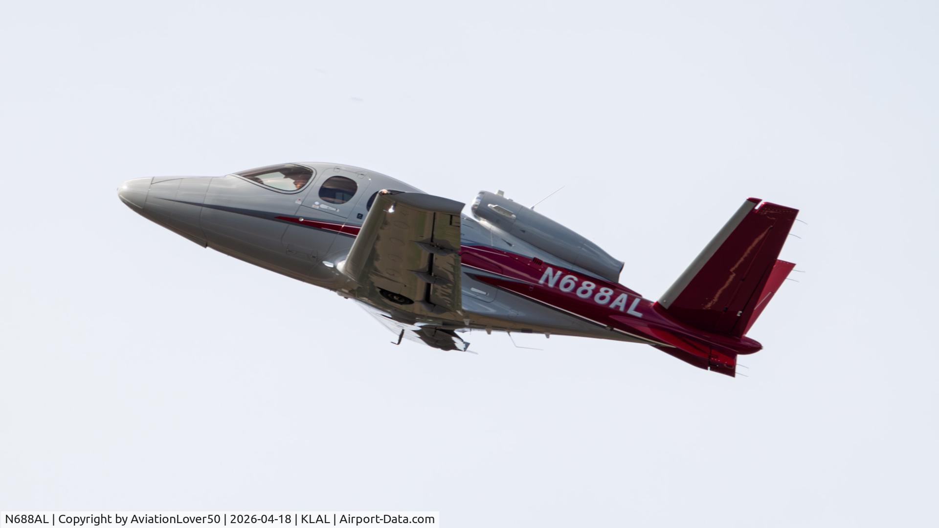 N688AL, Cirrus SF50 Vision C/N 239, SF50