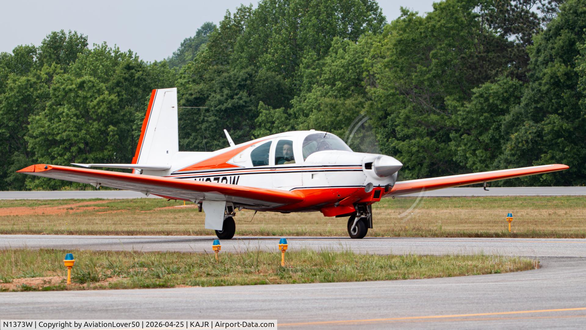 N1373W, 1963 Mooney M20C Ranger C/N 2654, M20C