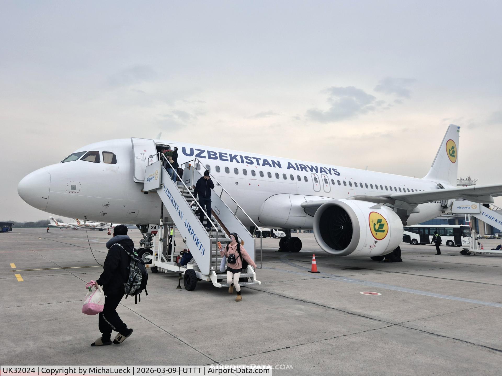 UK32024, 2023 Airbus 320-251N C/N 11452, Just arrived from Bukhara