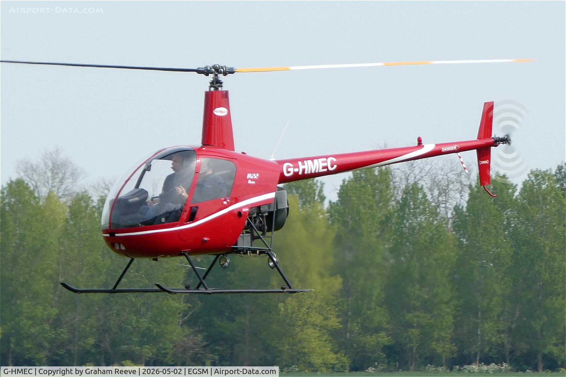 G-HMEC, 1991 Robinson R22 Beta C/N 1767, Departing from Beccles.