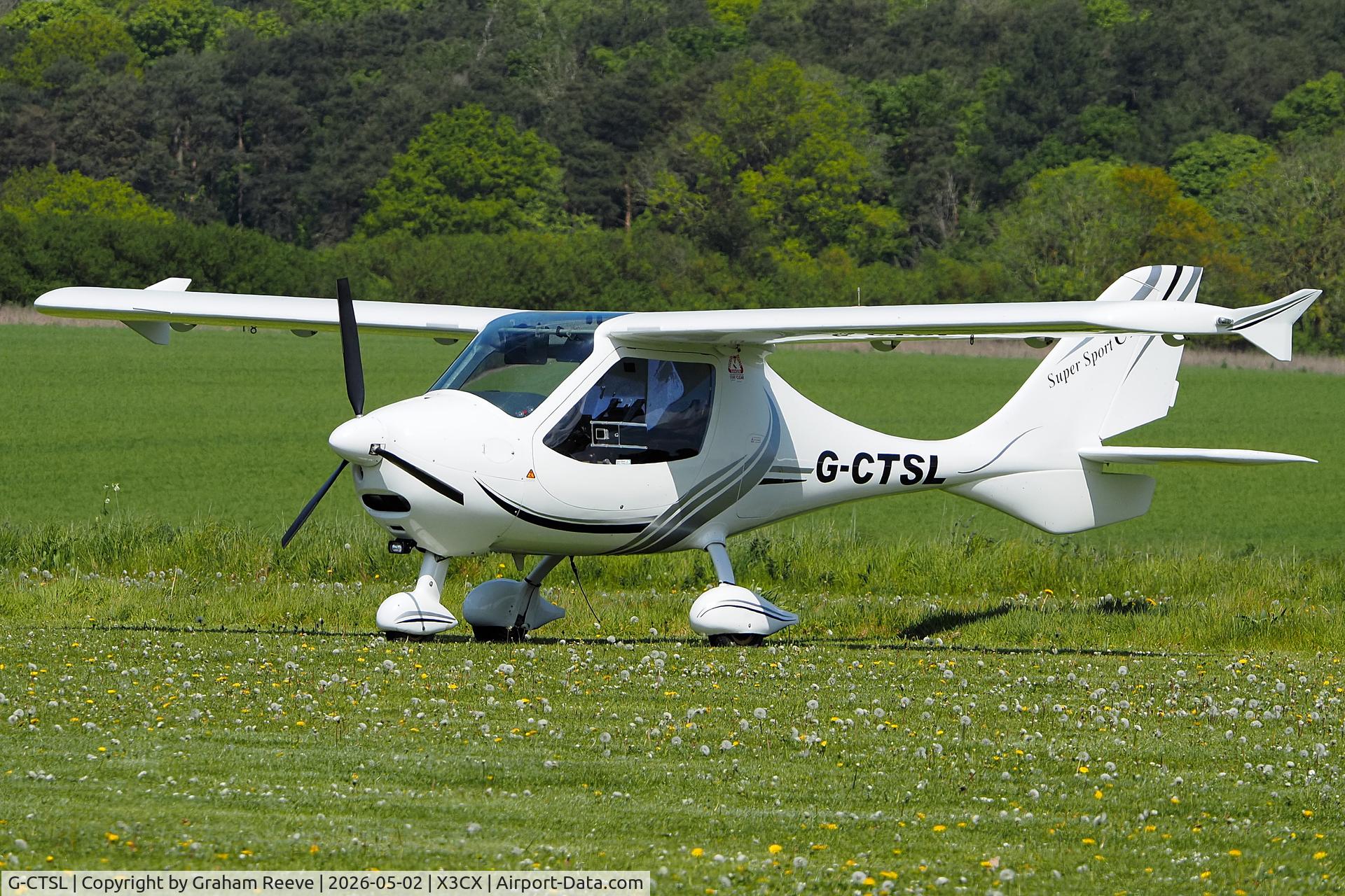 G-CTSL, 2014 Flight Design CT Supralight C/N 8683, Parked at Northrepps.