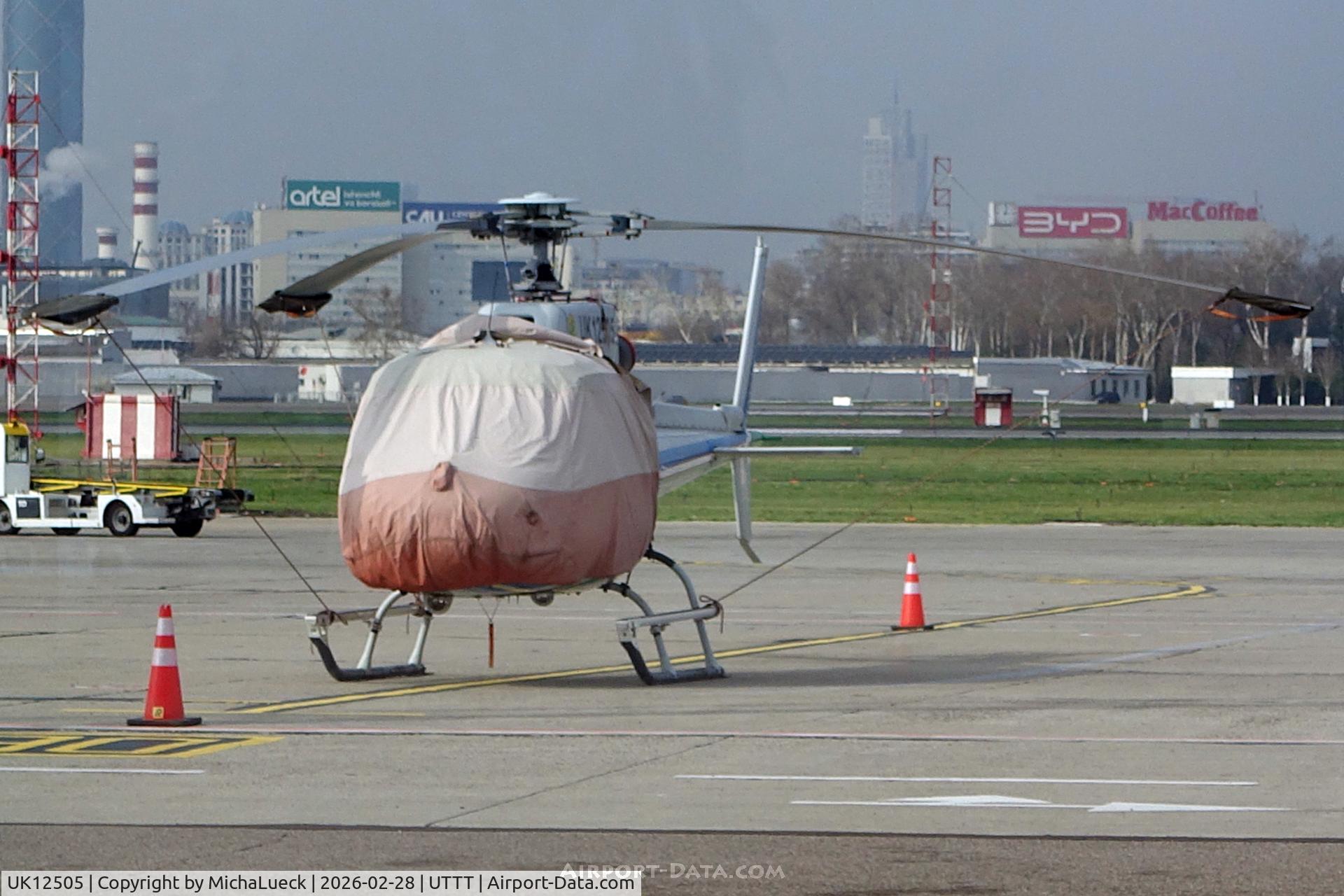 UK12505, Airbus Helicopters H125 (AS350B) C/N 8979, At Tashkent