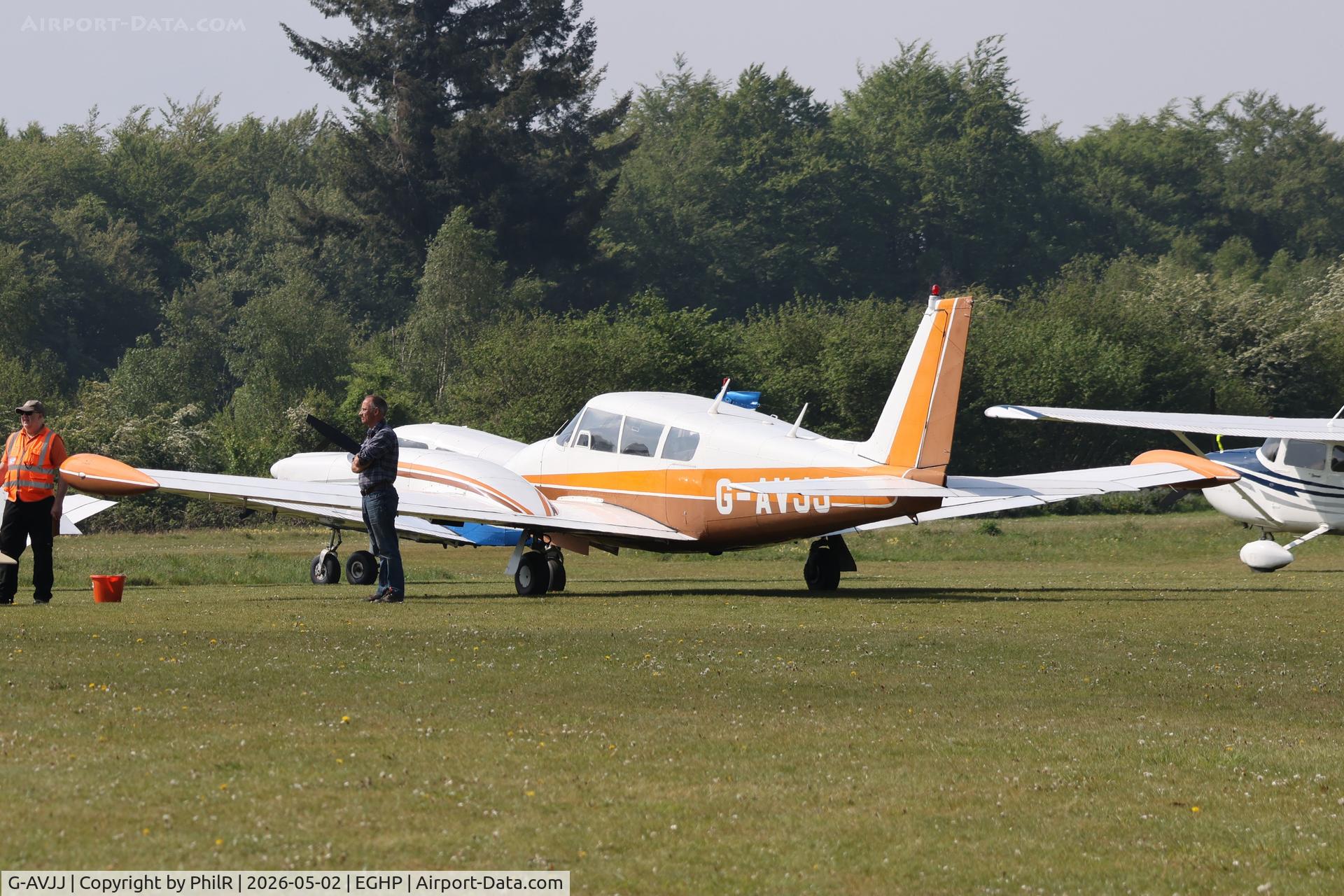 G-AVJJ, 1967 Piper PA-30-160 B Twin Comanche C/N 30-1420, G-AVJJ 1967 Piper PA-30 Twin Comanche Microlight Show Popham
