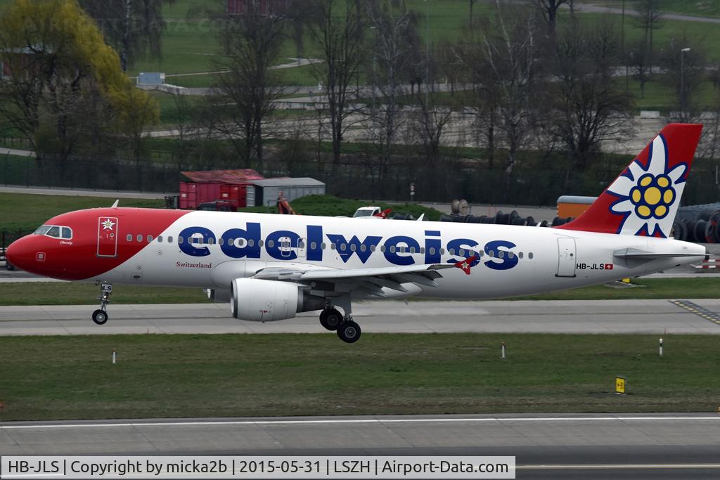 HB-JLS, 2012 Airbus A320-214 C/N 5069, Landing