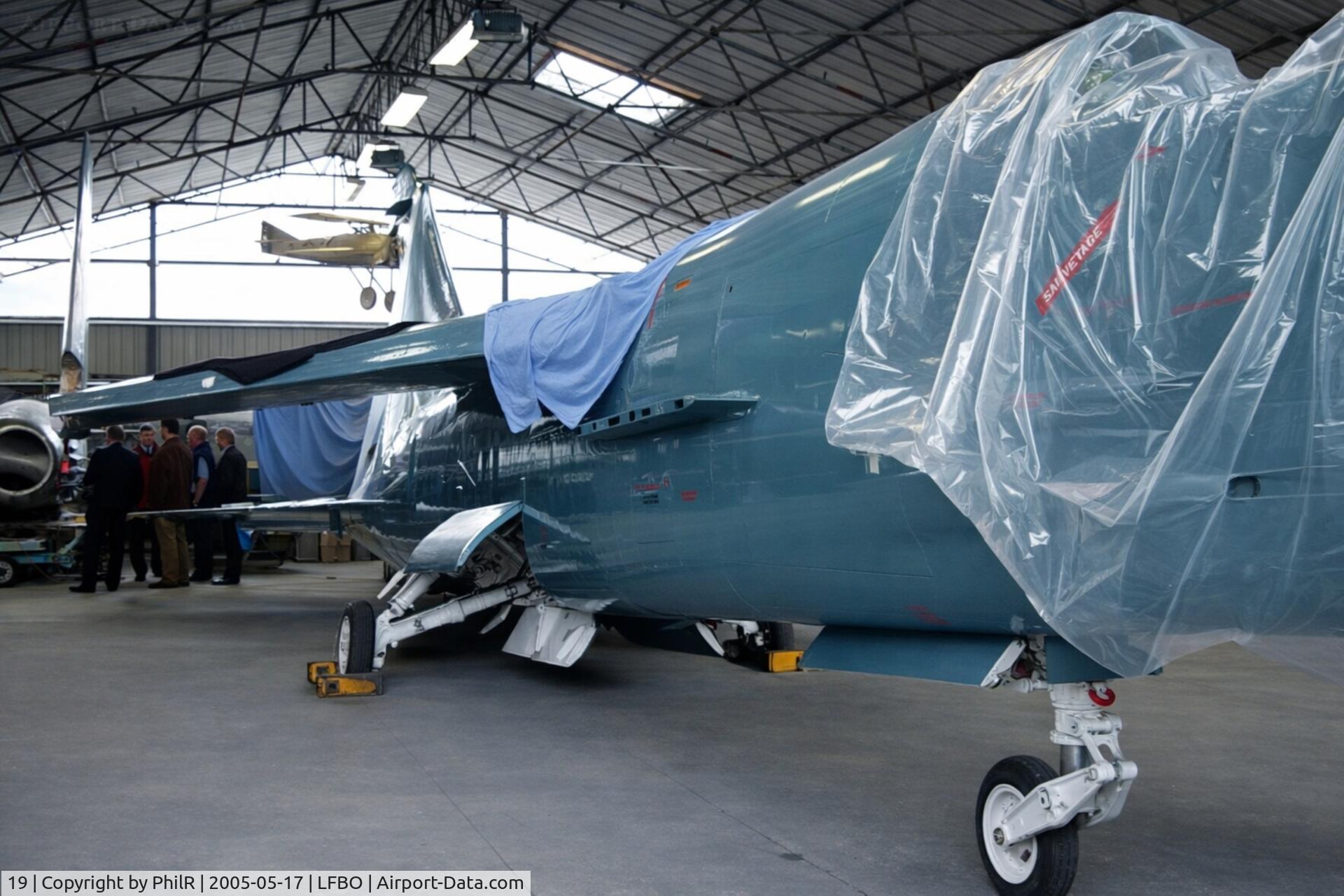 17, Nord Nord 2500 C/N 17, 19 LTV F8P Crusader French Navy TLS 