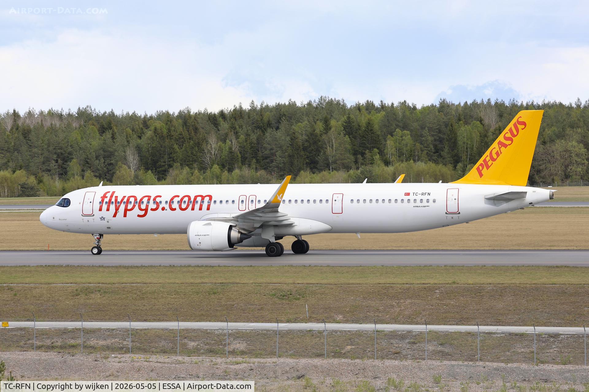 TC-RFN, 2025 Airbus A321-251NX C/N 12468, Twy W