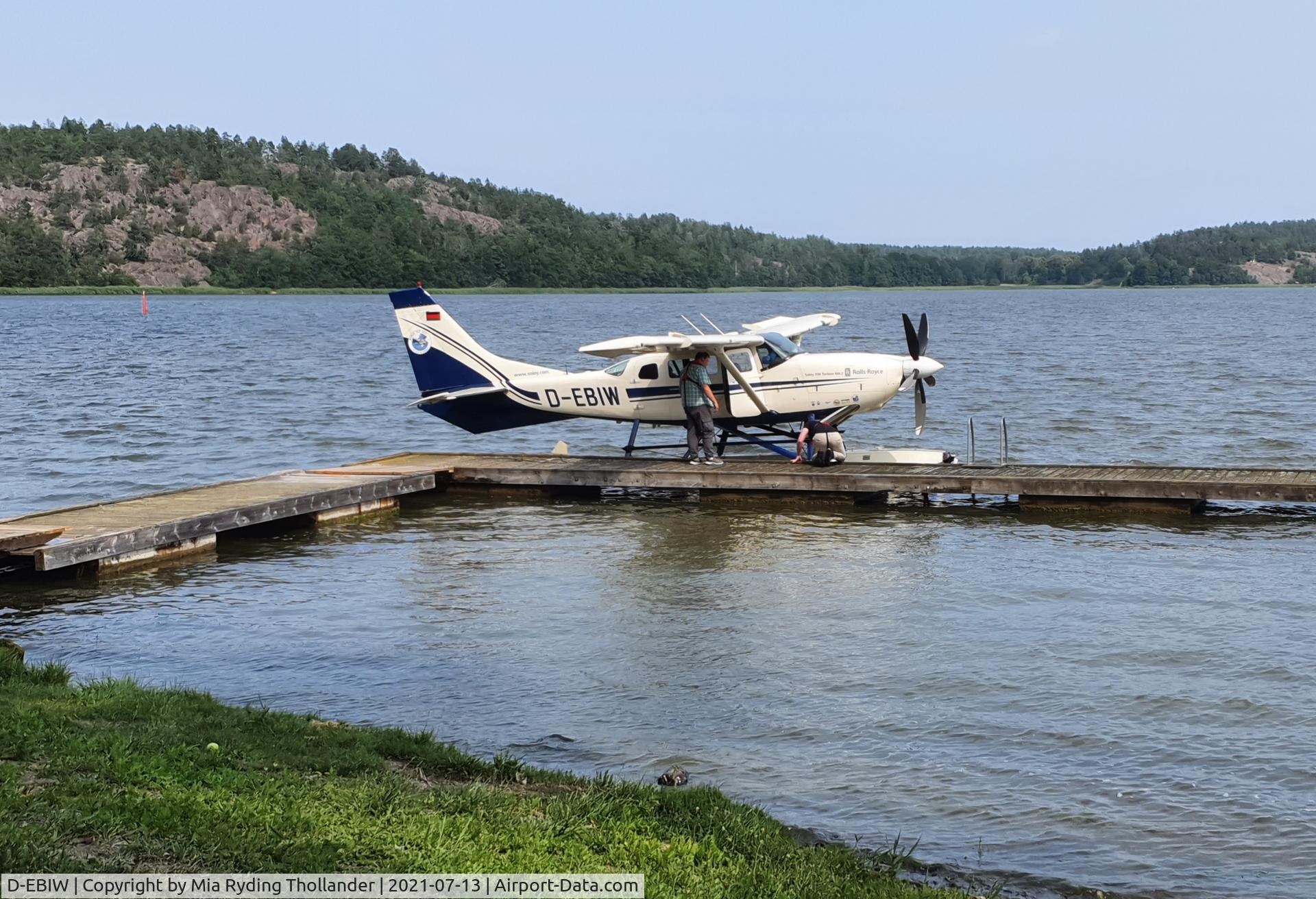 D-EBIW, 1995 Cessna U206 Stationair, c/n U206-03896, This airplane was seen at Stegeborg right outside the town of Soderkoping summer 2021