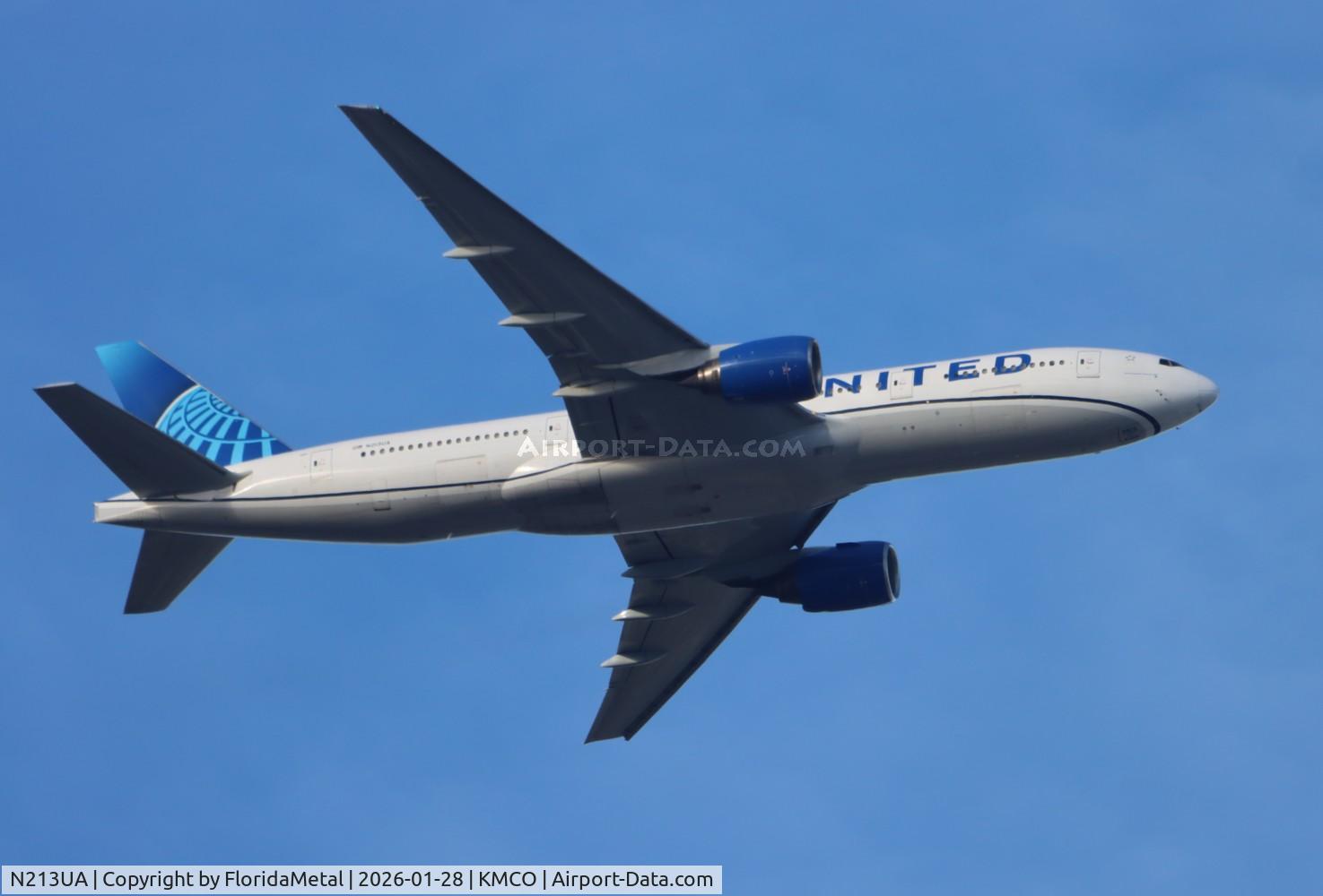 N213UA, 2000 Boeing 777-222 C/N 30219, UAL 772 nc zx mco-den