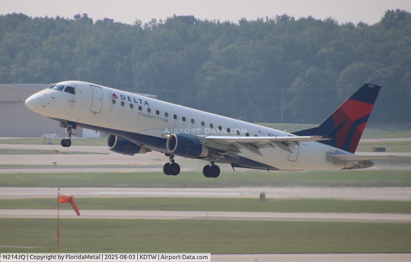 N214JQ, 2009 Embraer 175LR (ERJ-170-200LR) C/N 17000267, RPA/DAL E175 zx dtw-pit
