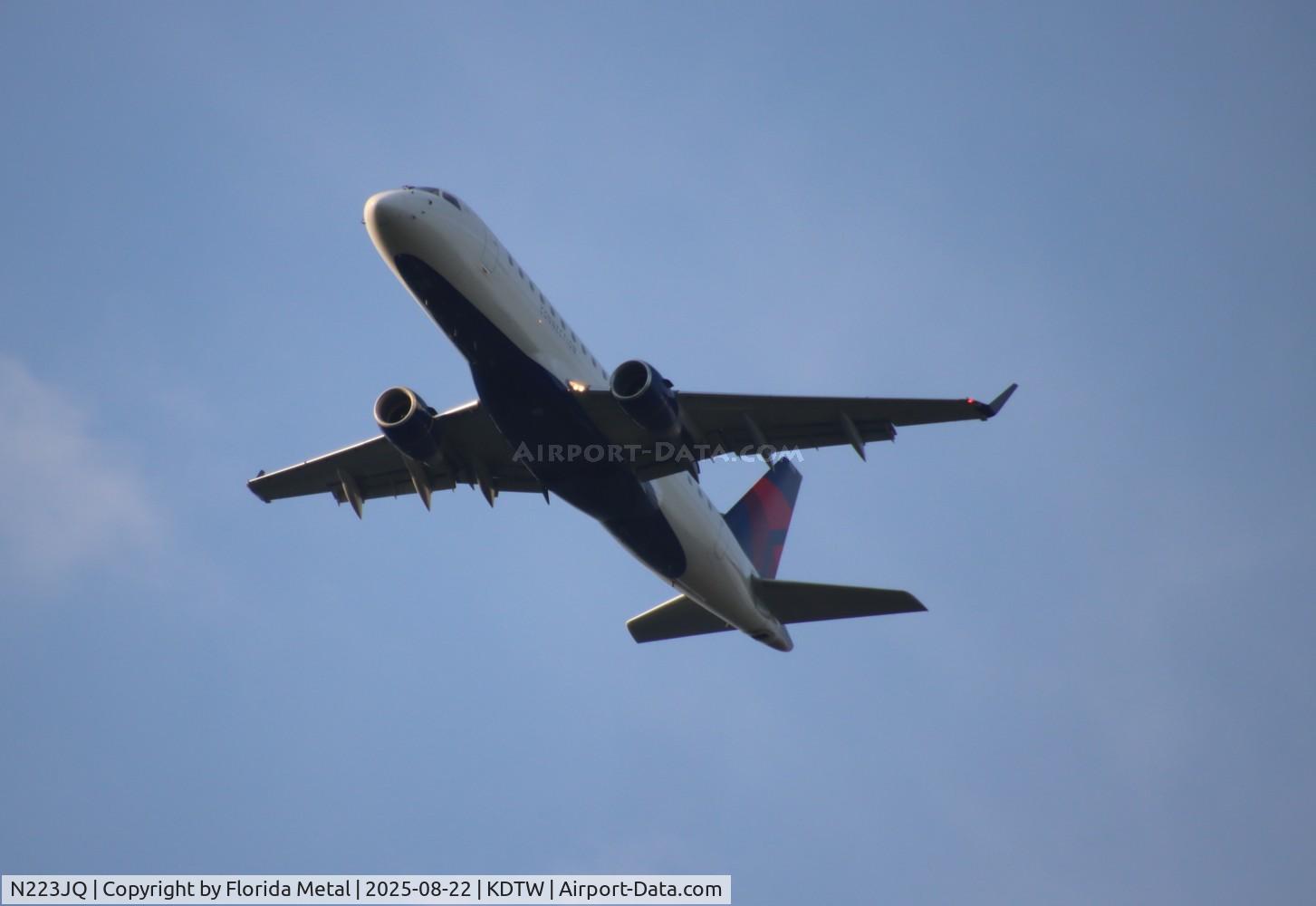 N223JQ, 2008 Embraer 175LR C/N 207, RPA/DAL E175 zx lex-dtw