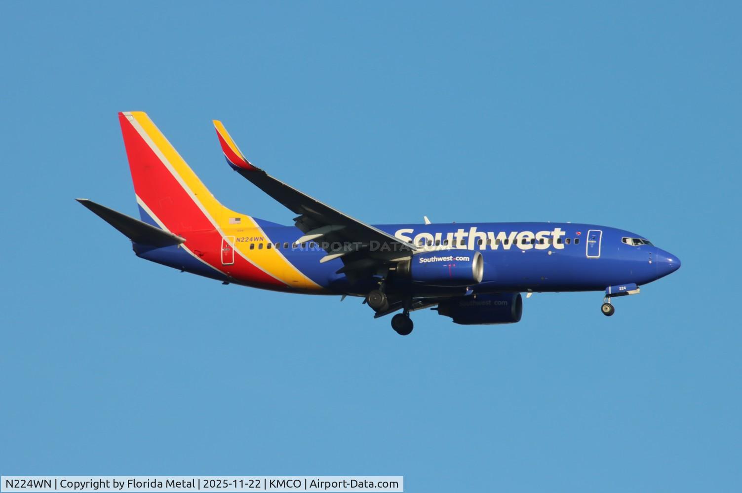 N224WN, 2005 Boeing 737-7H4 C/N 32493, SWA 737 nc zx pit-mco