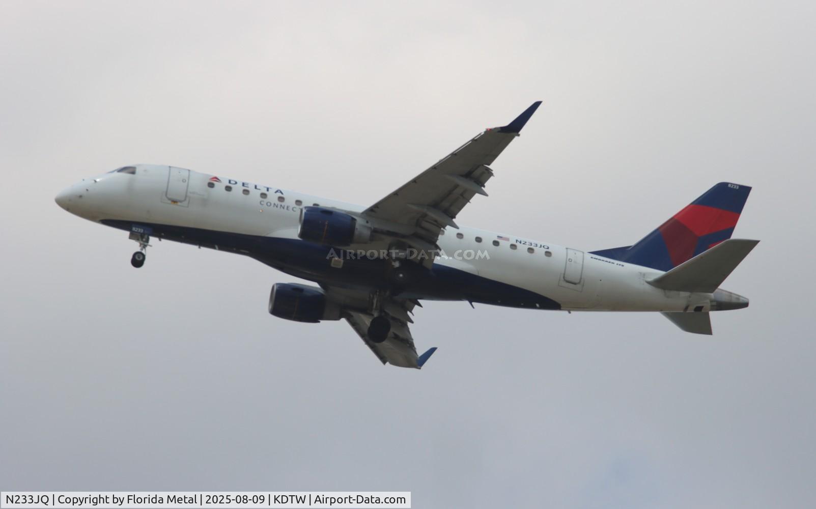 N233JQ, 2008 Embraer 175R (ERJ-170-200LR) C/N 17000226, RPA/DAL E175 zx cmh-dtw