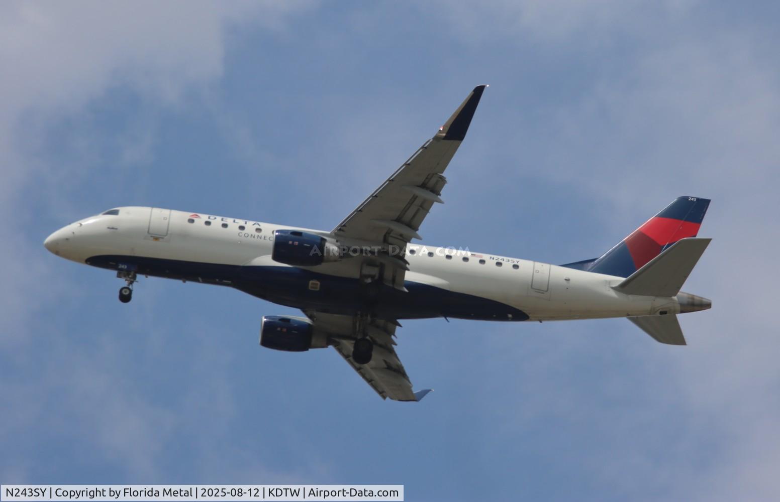 N243SY, 2016 Embraer 175LR (ERJ-170-200LR) C/N 17000592, SKW/DAL E175 zx roc-dtw
