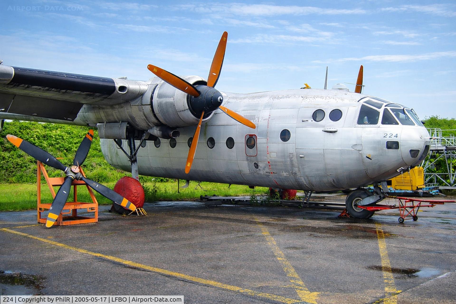 222, 1969 Potez Aéronautique CM.170 Fouga Magister C/N 222, 224 Nord 2501F Noratlas AdL TLS 