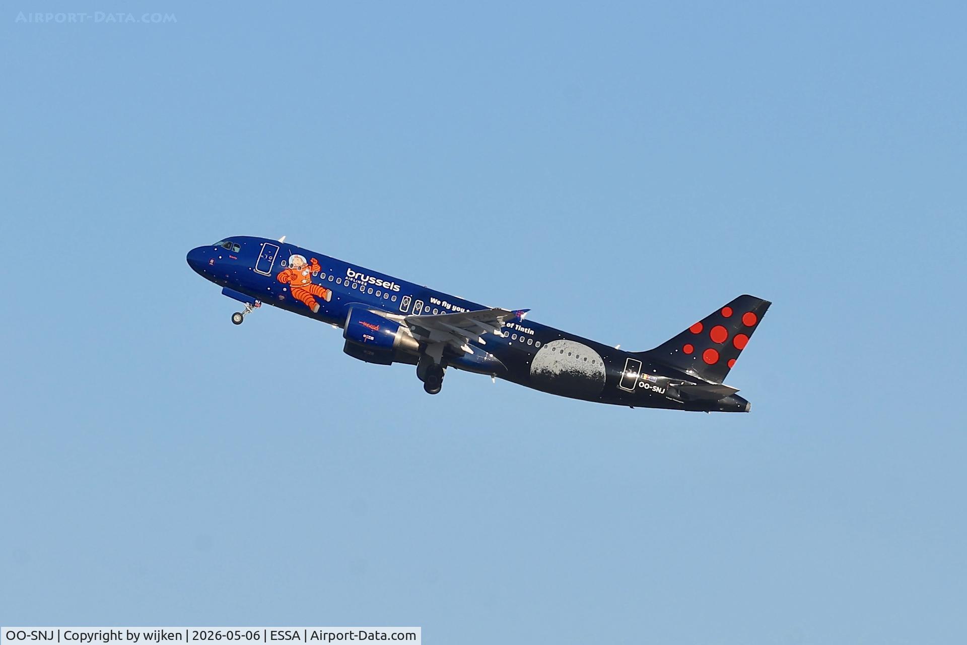 OO-SNJ, 2007 Airbus A320-214 C/N 3161, Rwy 19R