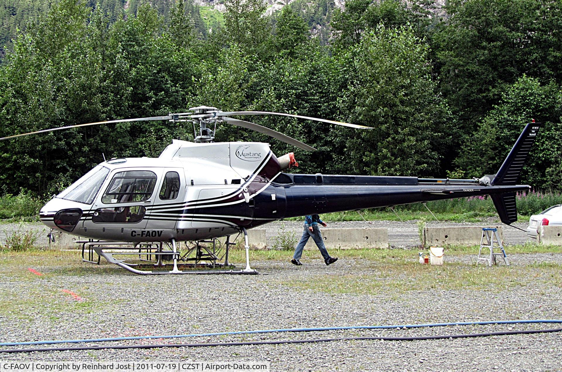C-FAOV, 2004 Aérospatiale AS-350B-2 Ecureuil, c/n 9066, Ecureuil of Mustang Helicopters at Stewart, BC, Canada