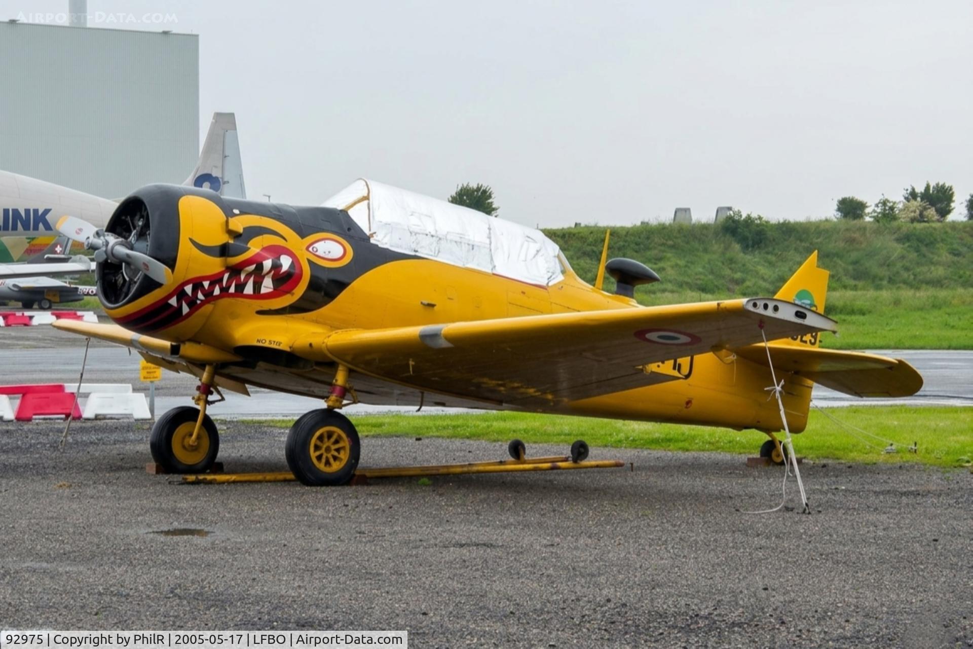 92975, , 92975 OJ North American AT-6G Texan Armee de L'Air TLS 
