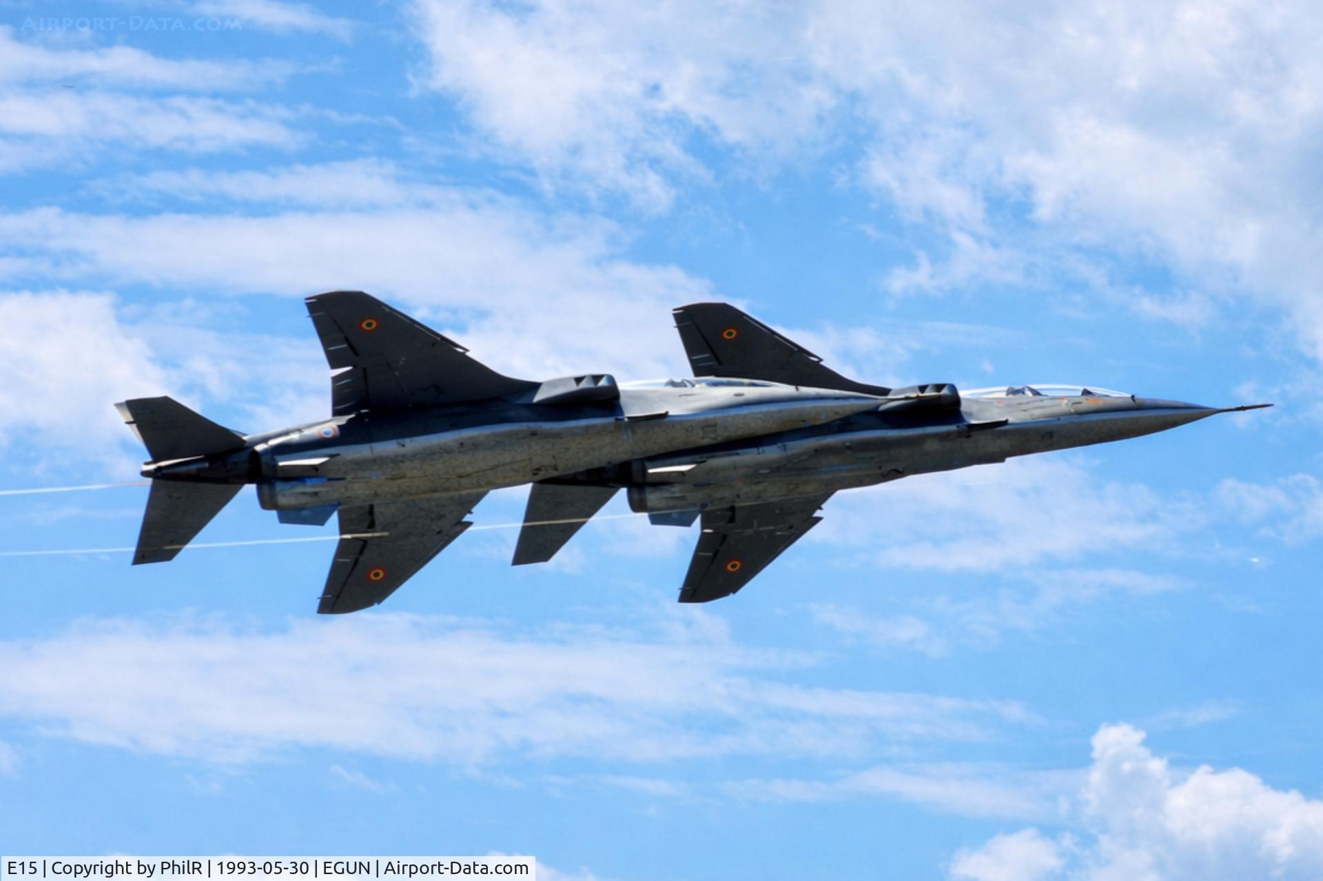 E15, Sepecat Jaguar E, c/n E15, E-15 & E-22 SNECMA Jaguar E EC7sq AdeL Mildenhall
