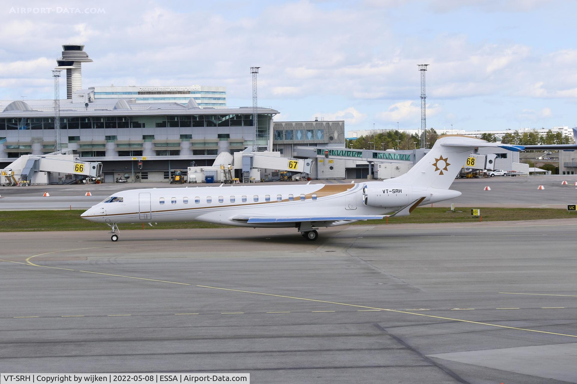 VT-SRH, 2021 Bombardier BD-700-2A12 Global 7500 C/N 70097, Twy U