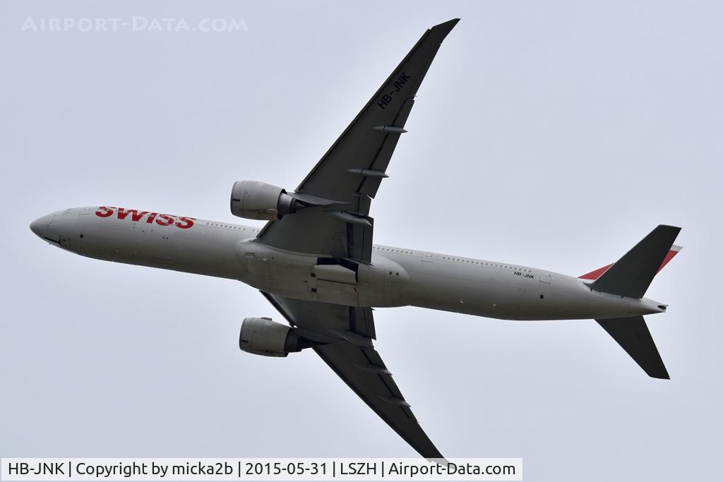 HB-JNK, 2019 Boeing 777-300ER C/N 66091, Take off