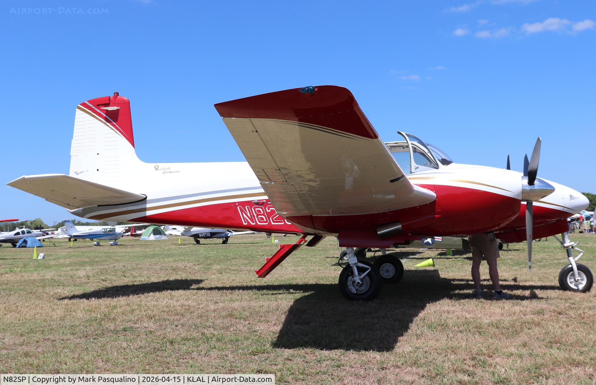 N82SP, 1958 Beech D50A Twin Bonanza, c/n DH-174, Beech D50A
