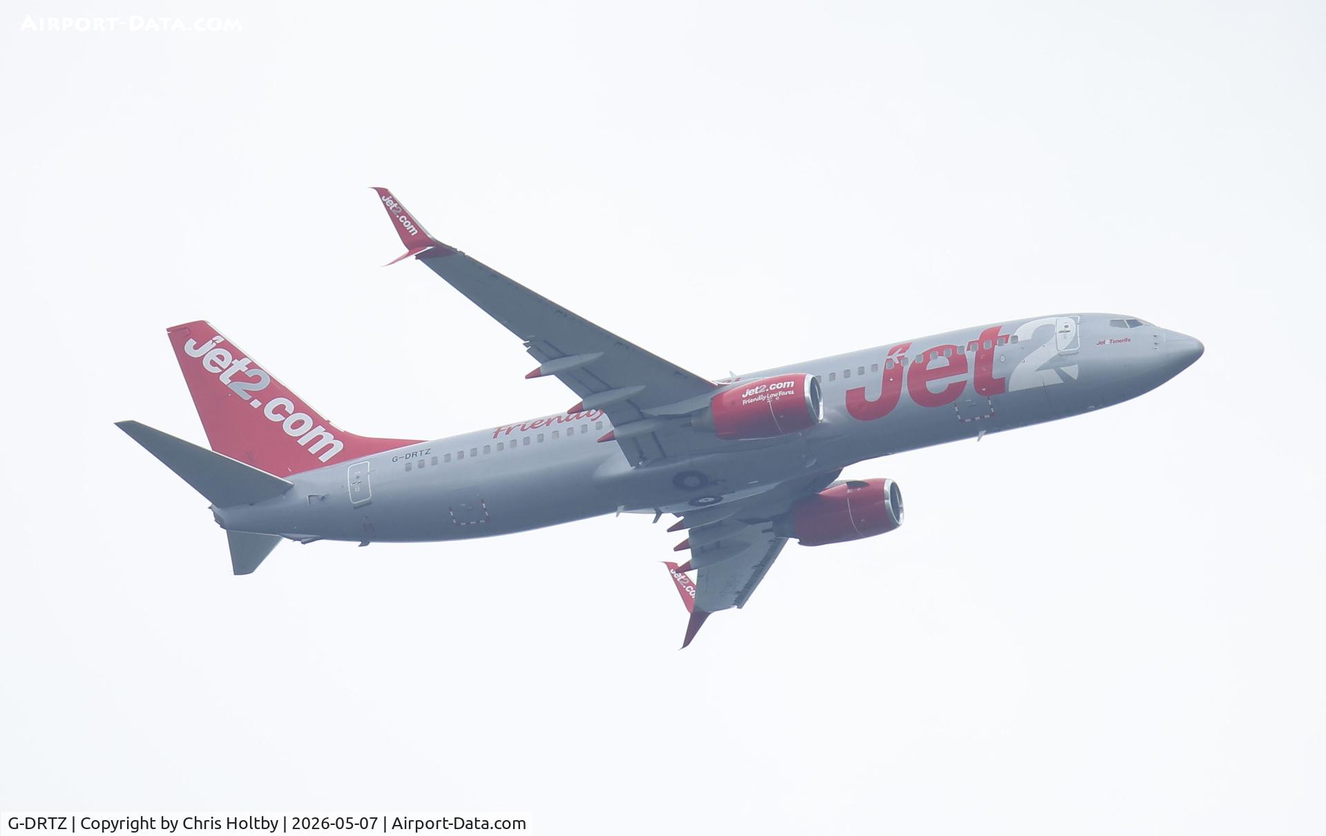 G-DRTZ, 2004 Boeing 737-8AS C/N 33557, Over Great Amwell, Herts