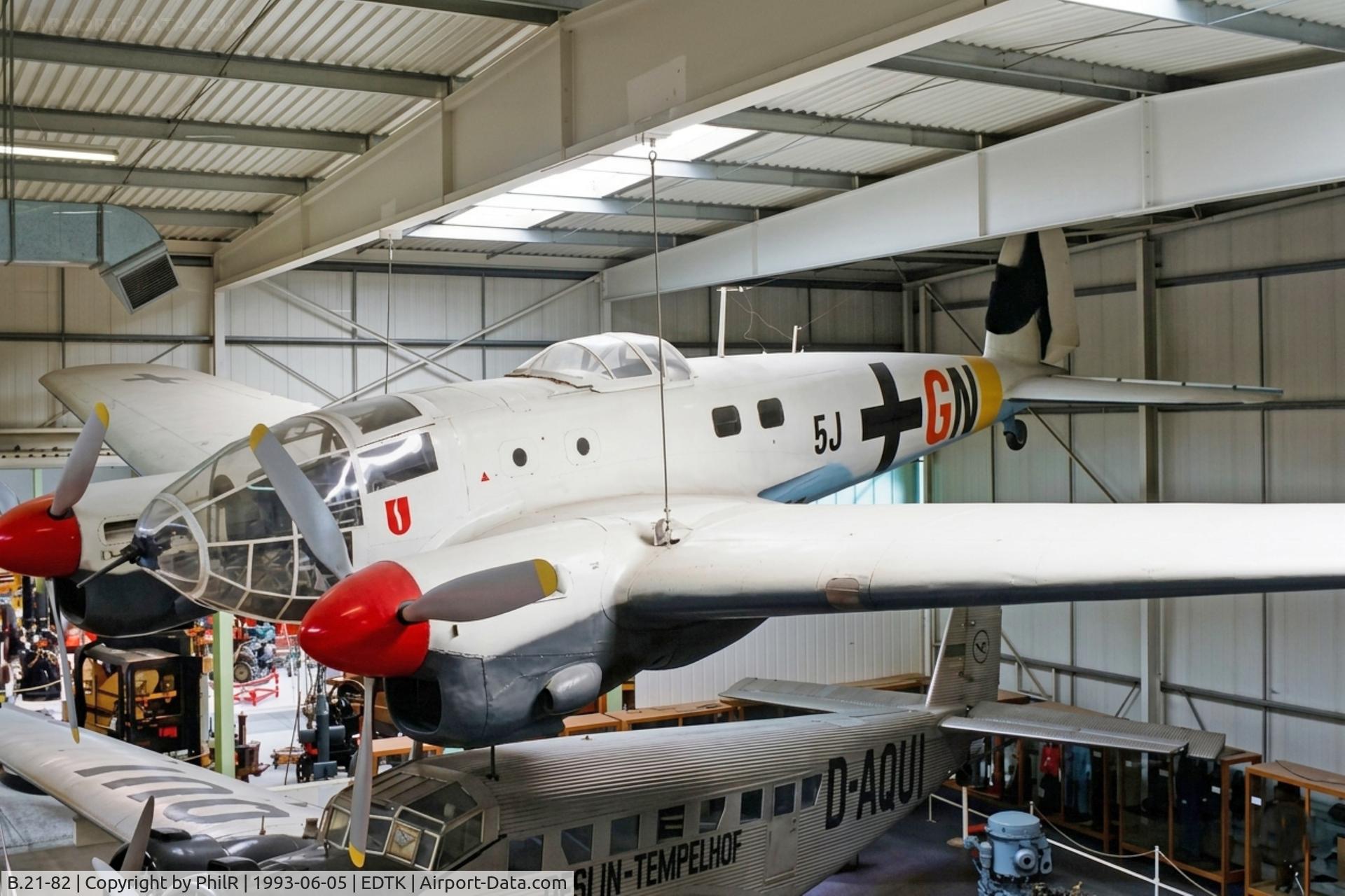 B.21-82, 1946 Amiot ACC Toucan (licens Ju-52/3mg14e), c/n 48, '5J+GN' (B.21-82 SpaAF) CASA 2111B Luftwaffe Sinsheim 

