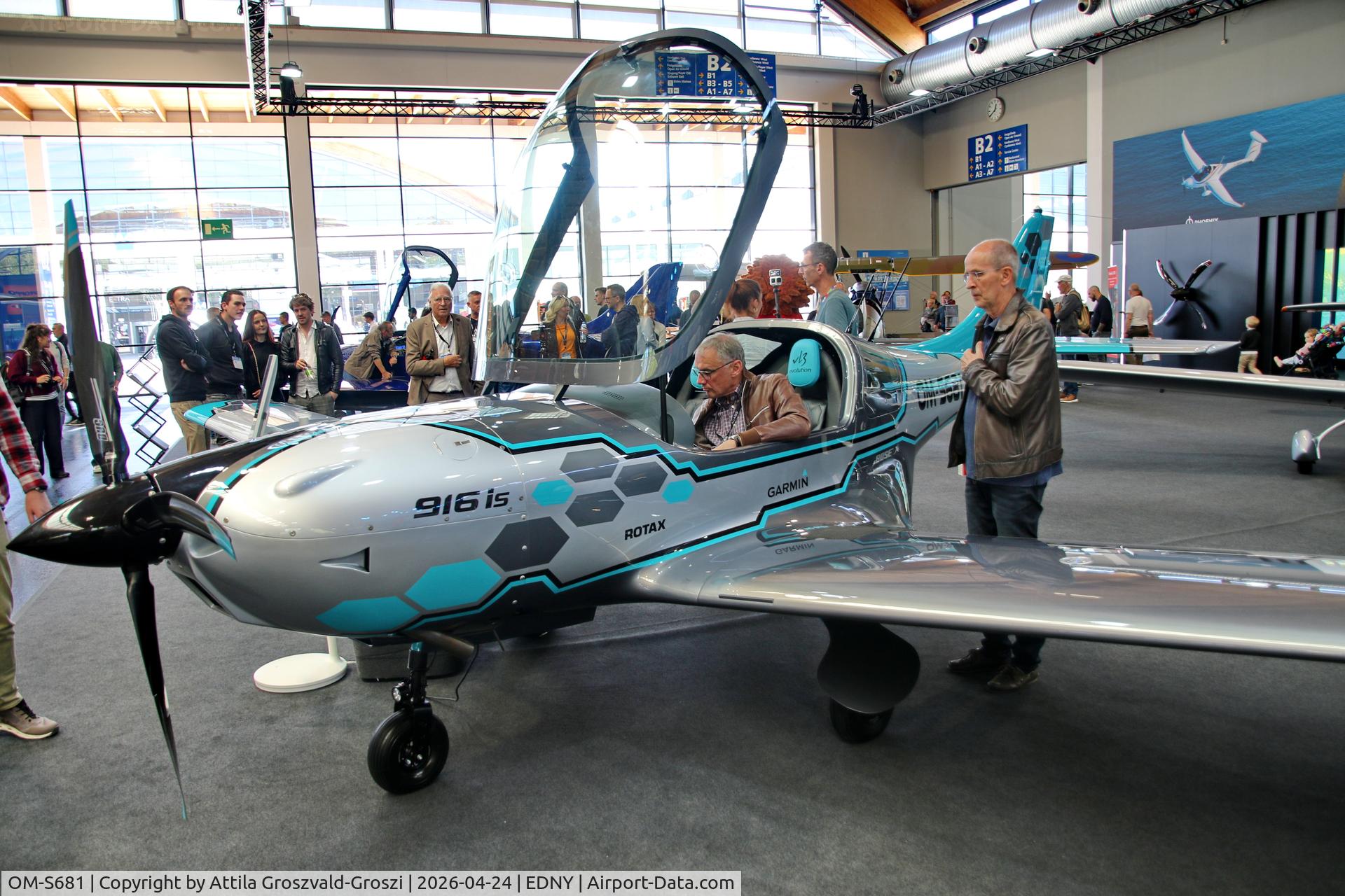 OM-S681, 2026 Aveko VL-3TE-916 C/N VL-3-681, EDNY - Bodensee Airport Friedrichshafen, Germany. AERO 2026