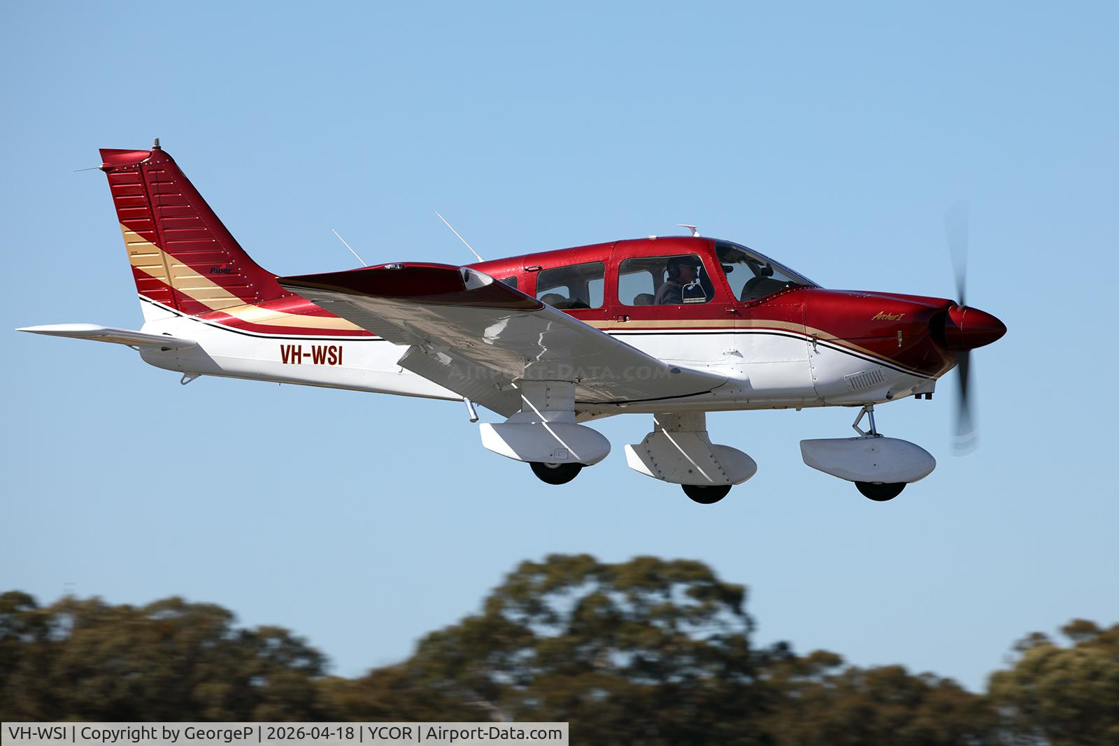 VH-WSI, 1974 Piper PA-28-180 Cherokee C/N 28-7405269, Antique Aeroplane Assn of Australia National Fly-in.