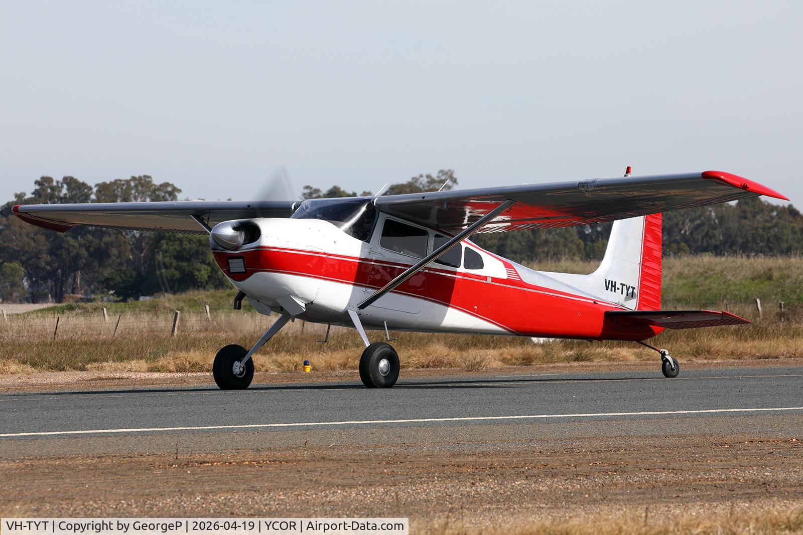 VH-TYT, Cessna 180H Skywagon C/N 180-51679, Antique Aeroplane Assn of Australia National Fly-in.