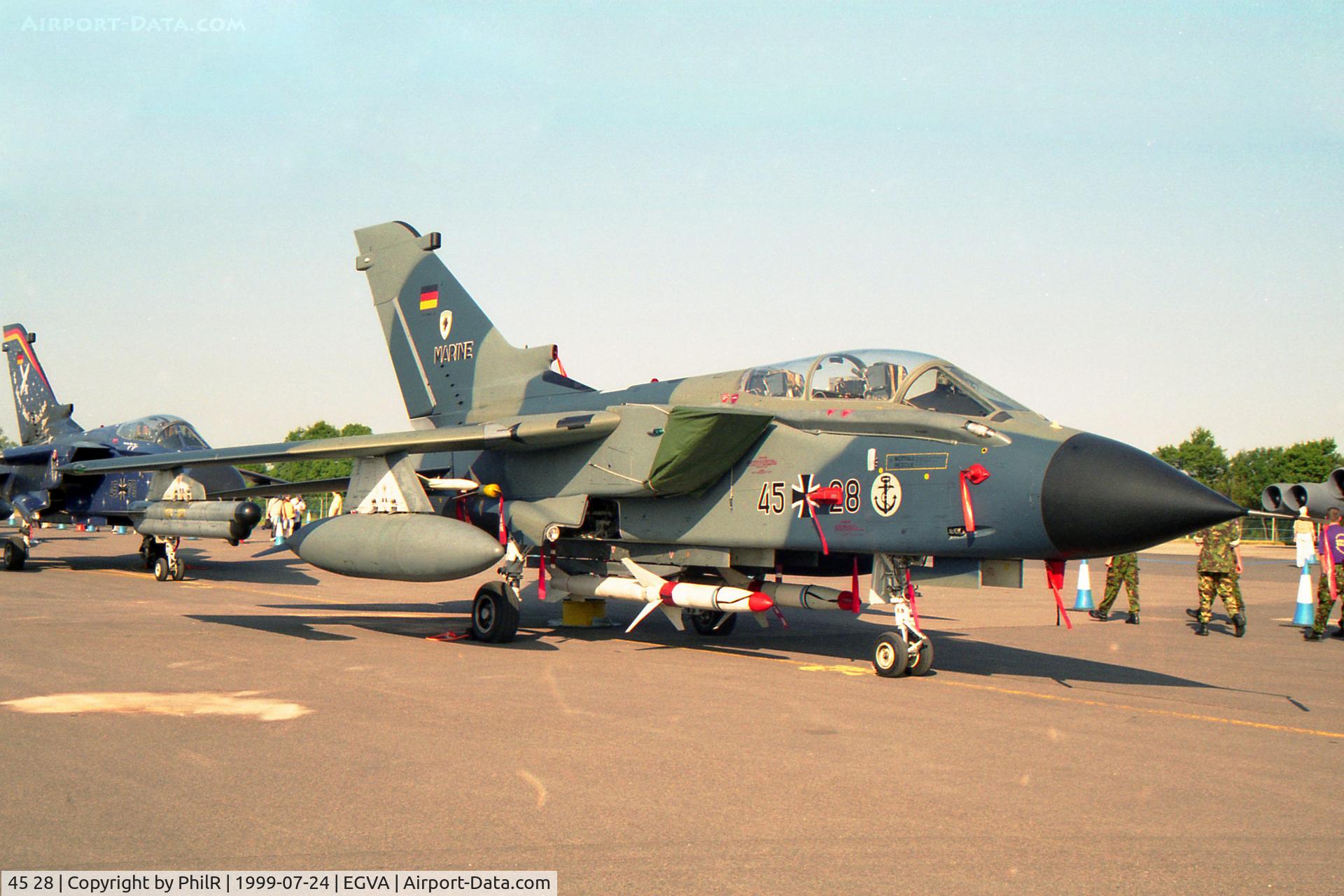 45 28, Panavia Tornado IDS C/N 572/GS176/4228, 45+28 Panavia Tornado IDS Kriegsmarine RIAT 