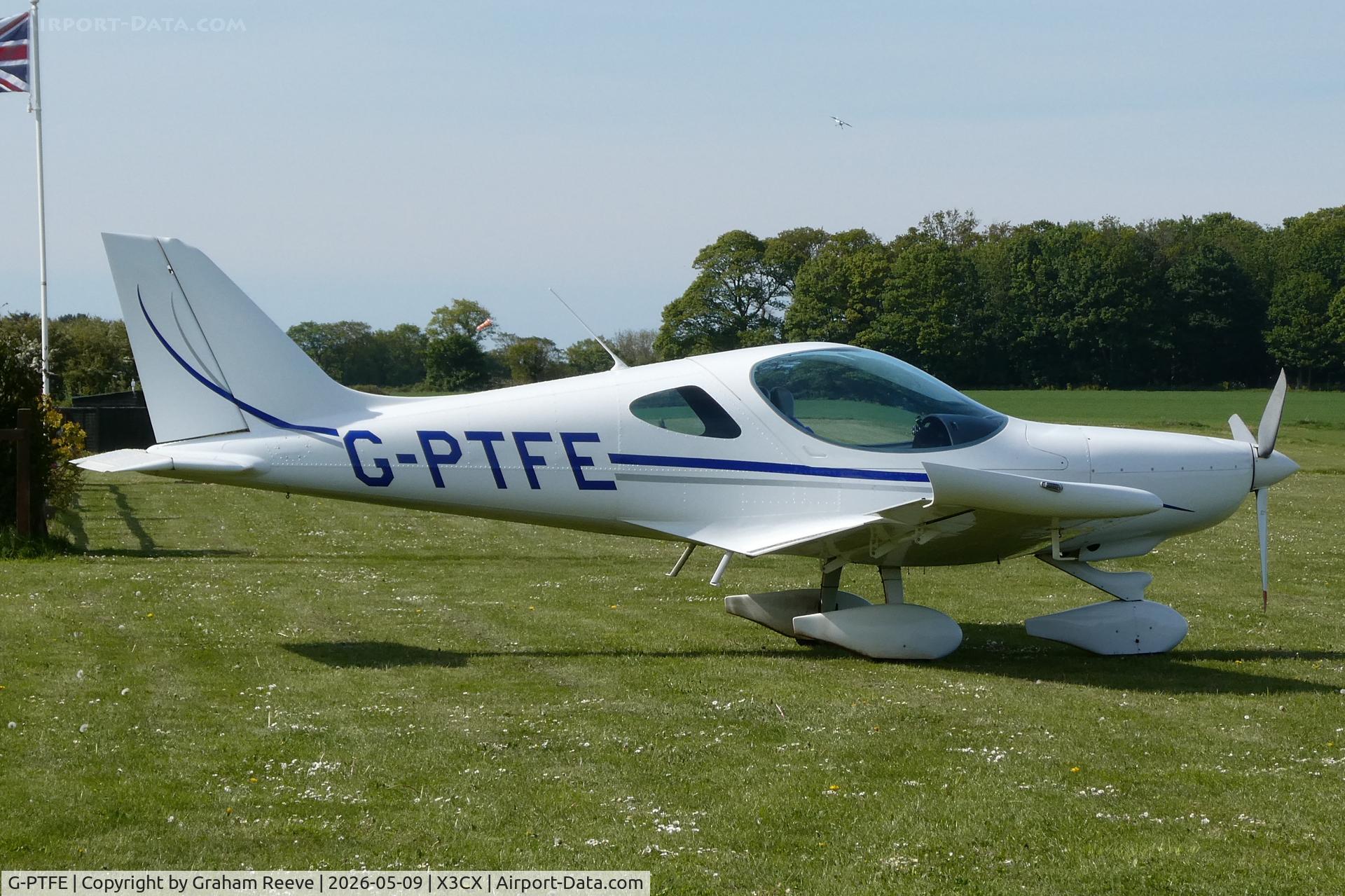 G-PTFE, 2014 BRM Aero Bristell NG5 Speed Wing C/N LAA 385-15245, Parked at Northrepps.