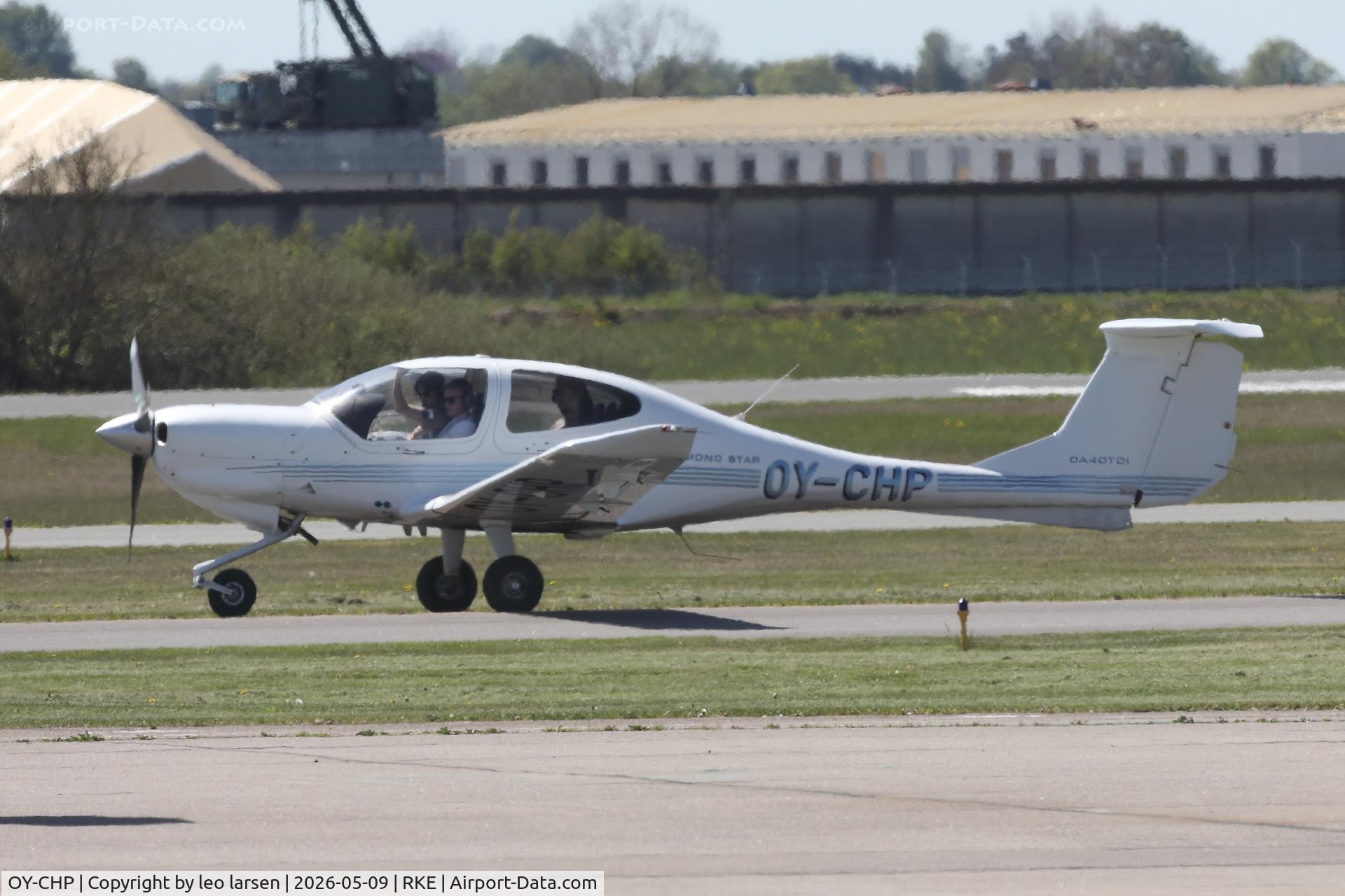 OY-CHP, 2004 Diamond DA-40D Diamond Star C/N D4.102, Roskilde 9.5.20226